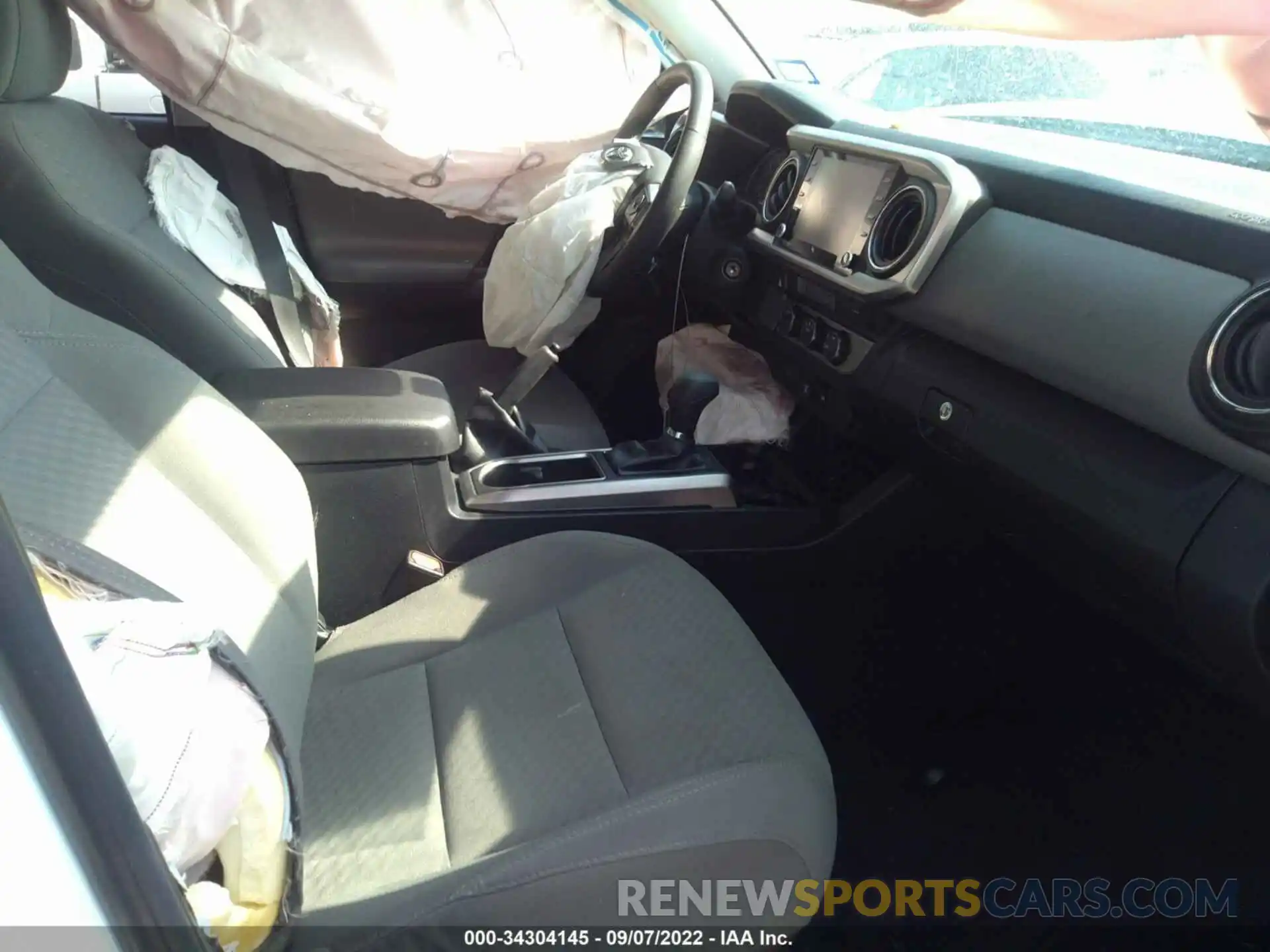 5 Photograph of a damaged car 3TMBZ5DN1NM033448 TOYOTA TACOMA 2WD 2022