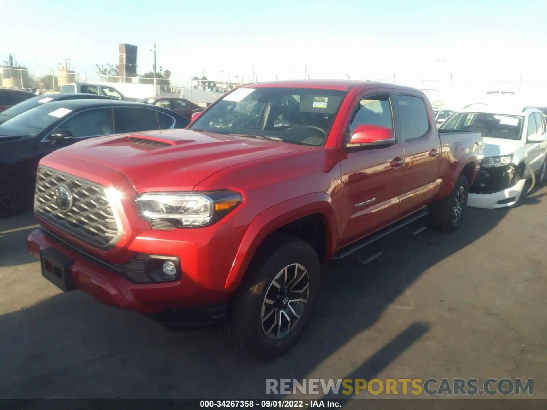 2 Photograph of a damaged car 3TMBZ5DN8NM033947 TOYOTA TACOMA 2WD 2022