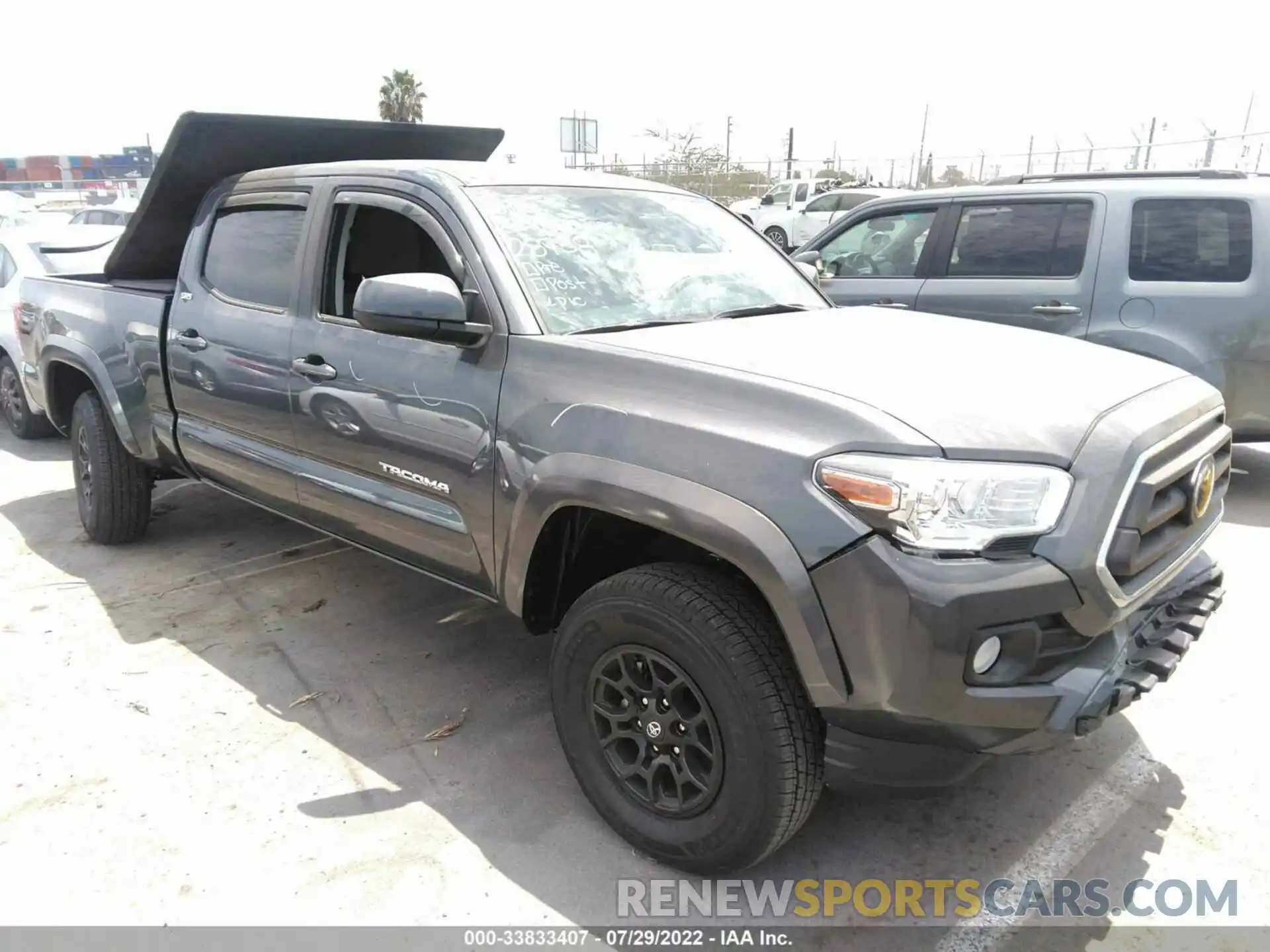 1 Photograph of a damaged car 3TMBZ5DN8NM035813 TOYOTA TACOMA 2WD 2022