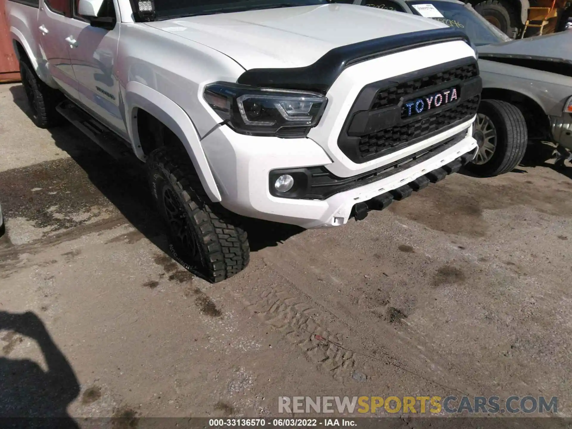 6 Photograph of a damaged car 3TMBZ5DN9NM032385 TOYOTA TACOMA 2WD 2022