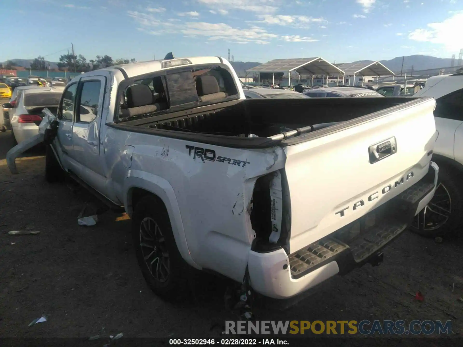 3 Photograph of a damaged car 3TMBZ5DN9NM032581 TOYOTA TACOMA 2WD 2022