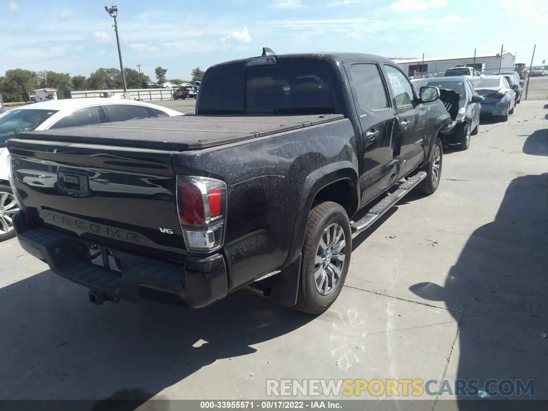 4 Photograph of a damaged car 3TMEZ5CN8NM188268 TOYOTA TACOMA 2WD 2022