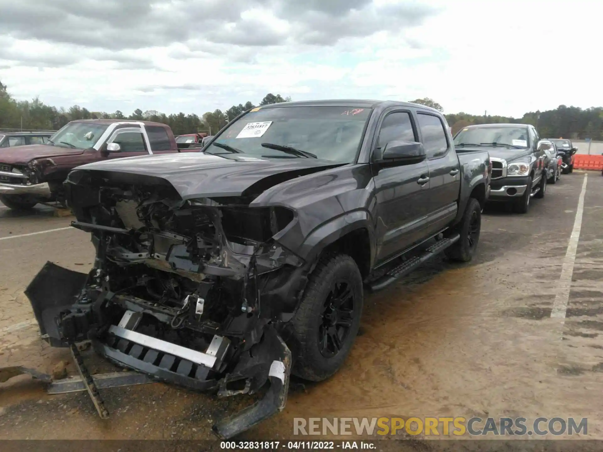 2 Photograph of a damaged car 3TYAX5GN0NT045270 TOYOTA TACOMA 2WD 2022