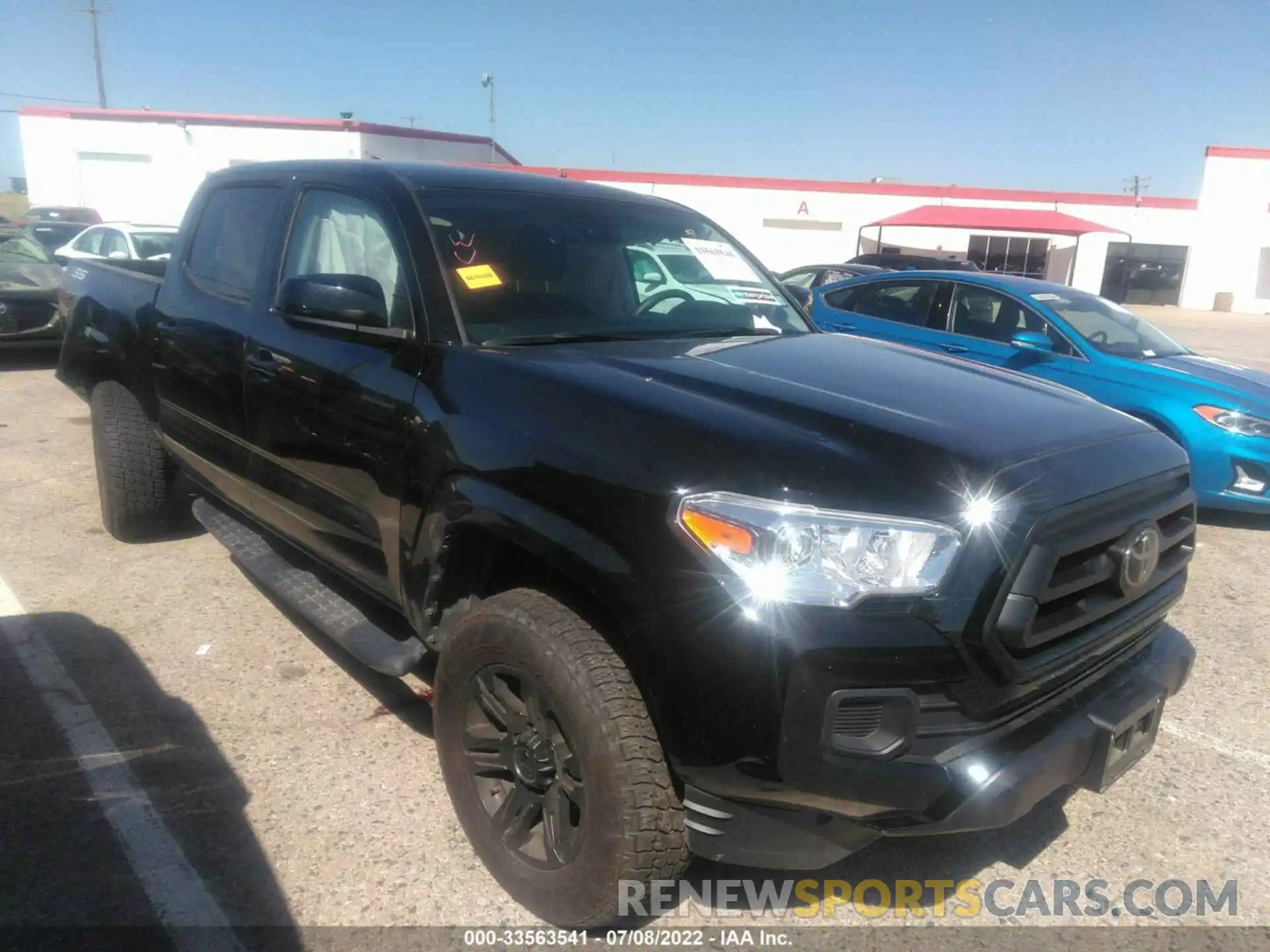 1 Photograph of a damaged car 3TYAX5GN2NT037025 TOYOTA TACOMA 2WD 2022