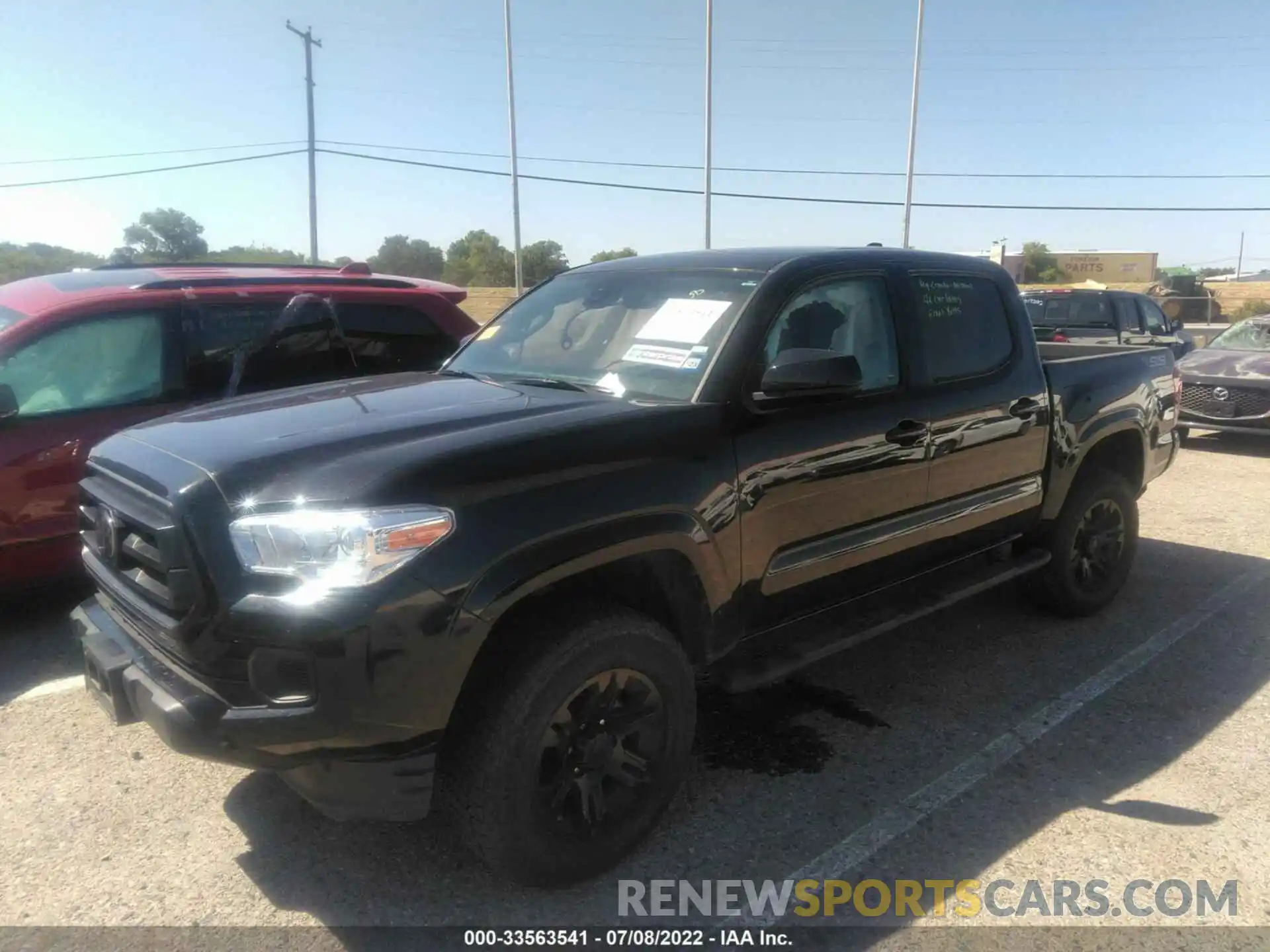 2 Photograph of a damaged car 3TYAX5GN2NT037025 TOYOTA TACOMA 2WD 2022