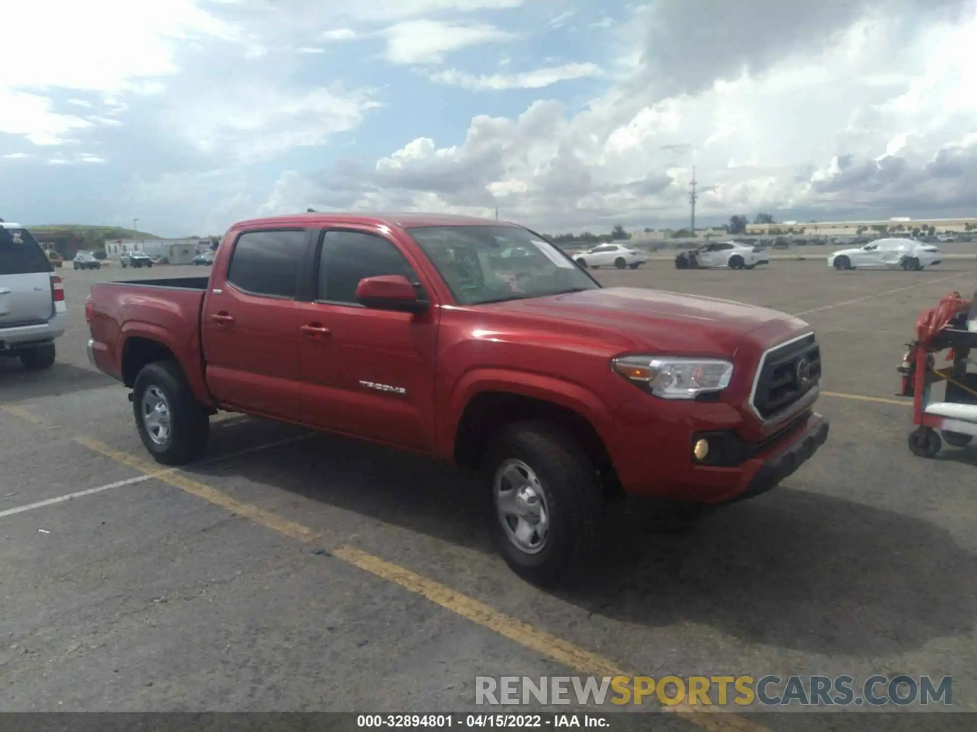 1 Photograph of a damaged car 3TYAX5GN3NT044842 TOYOTA TACOMA 2WD 2022