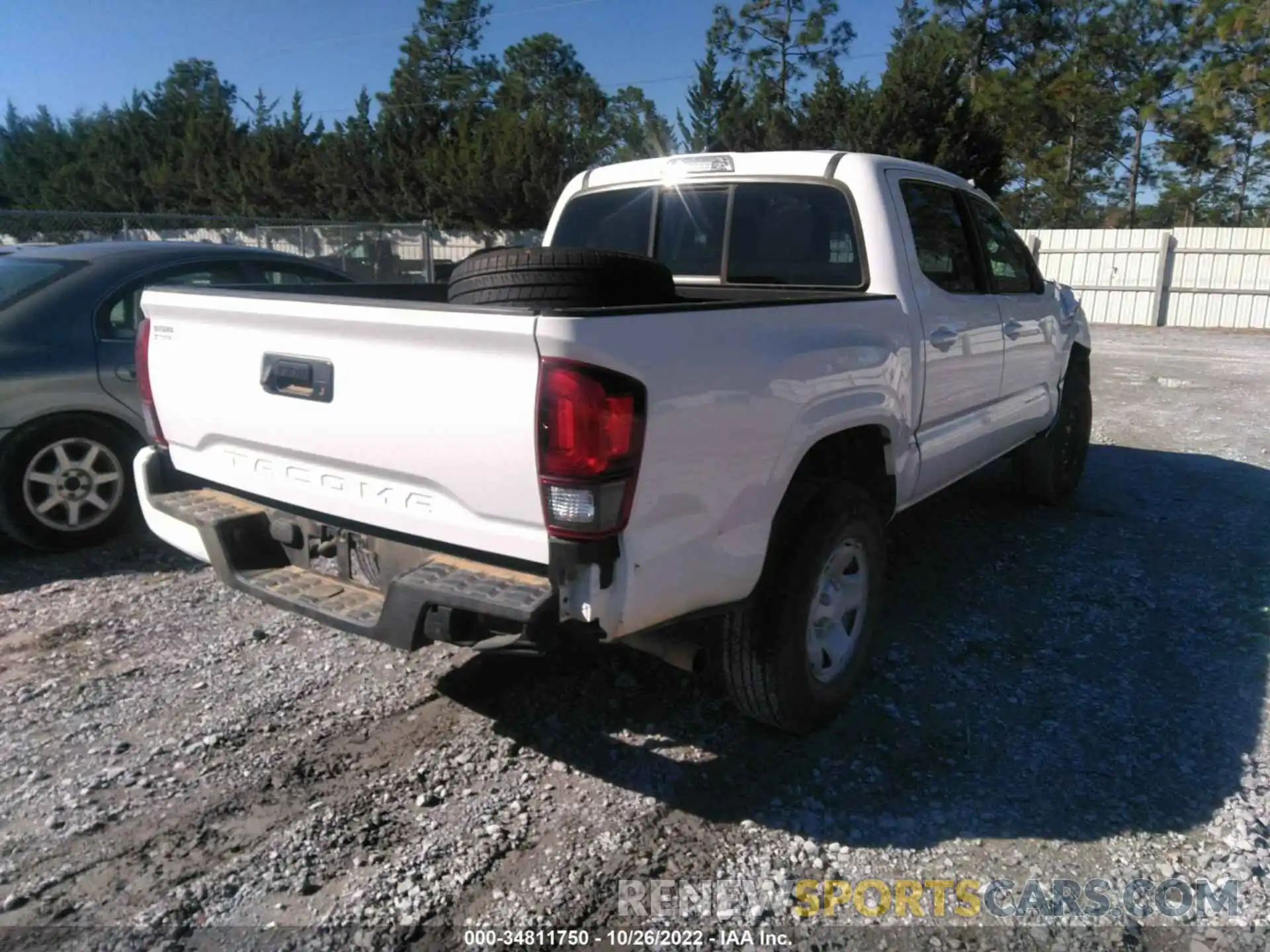 4 Photograph of a damaged car 3TYAX5GN4NT050133 TOYOTA TACOMA 2WD 2022