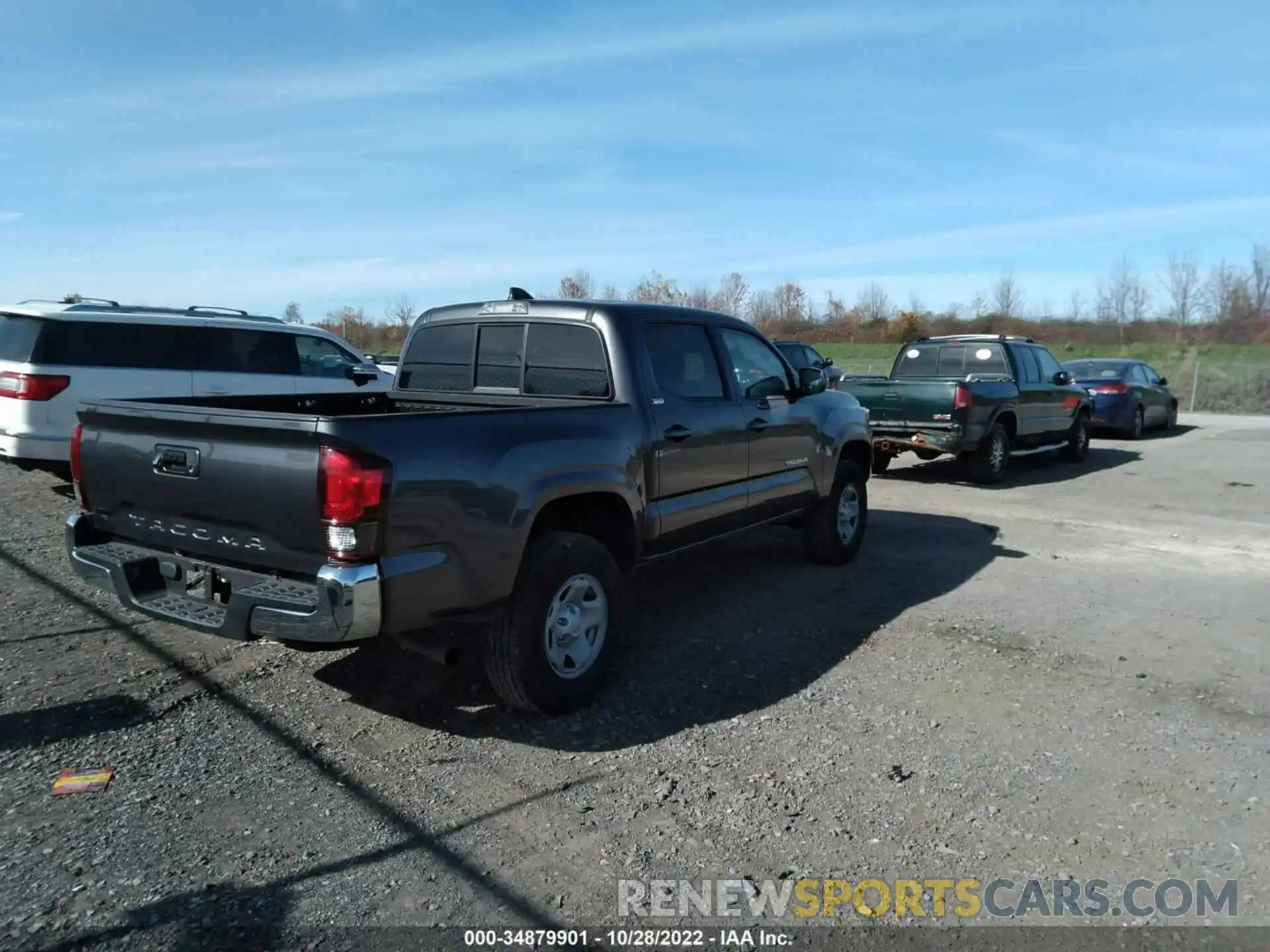 1 Photograph of a damaged car 3TYAX5GN4NT052190 TOYOTA TACOMA 2WD 2022