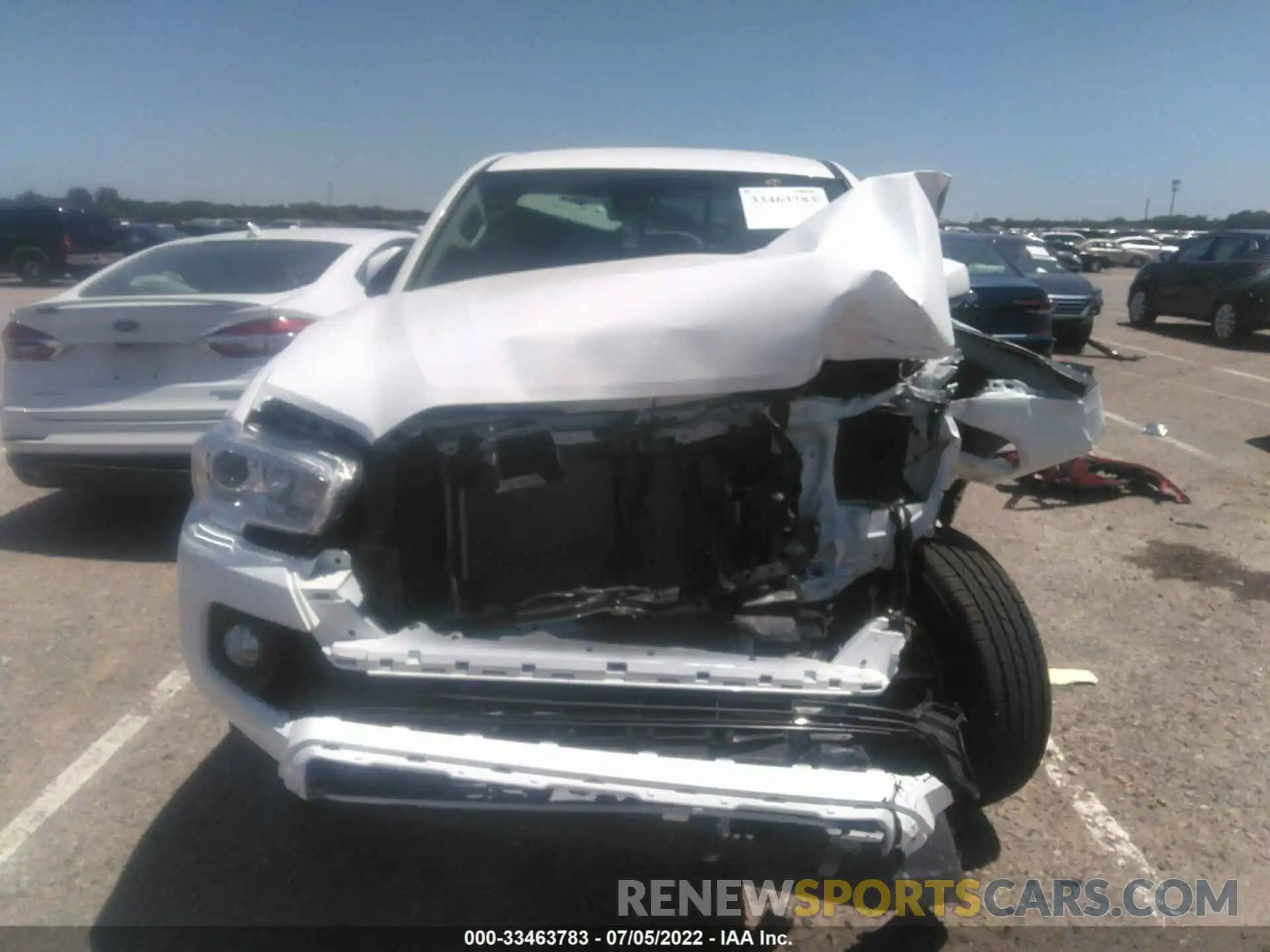 6 Photograph of a damaged car 3TYAX5GN5NT055051 TOYOTA TACOMA 2WD 2022