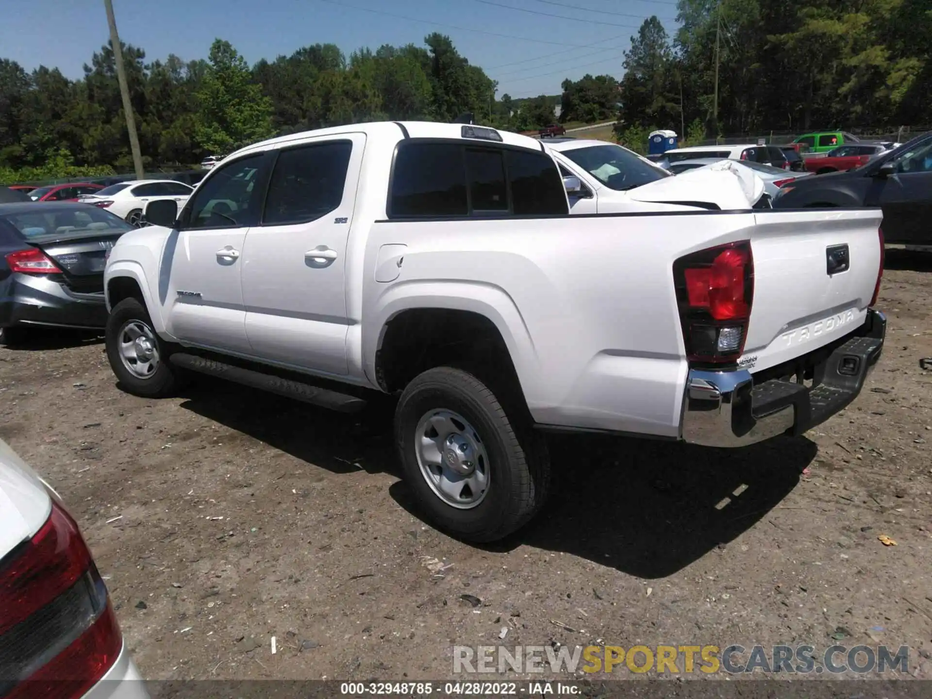 3 Photograph of a damaged car 3TYAX5GN9NT046773 TOYOTA TACOMA 2WD 2022