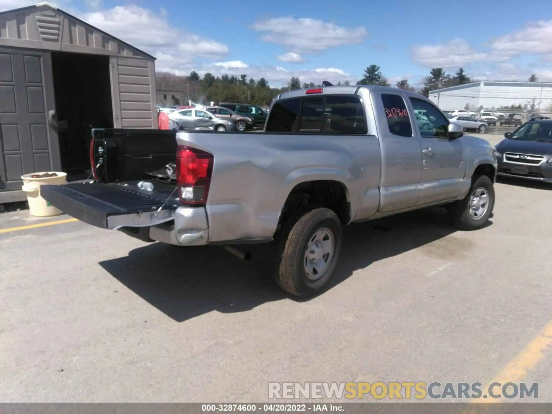 4 Photograph of a damaged car 3TYRX5GN7NT039503 TOYOTA TACOMA 2WD 2022