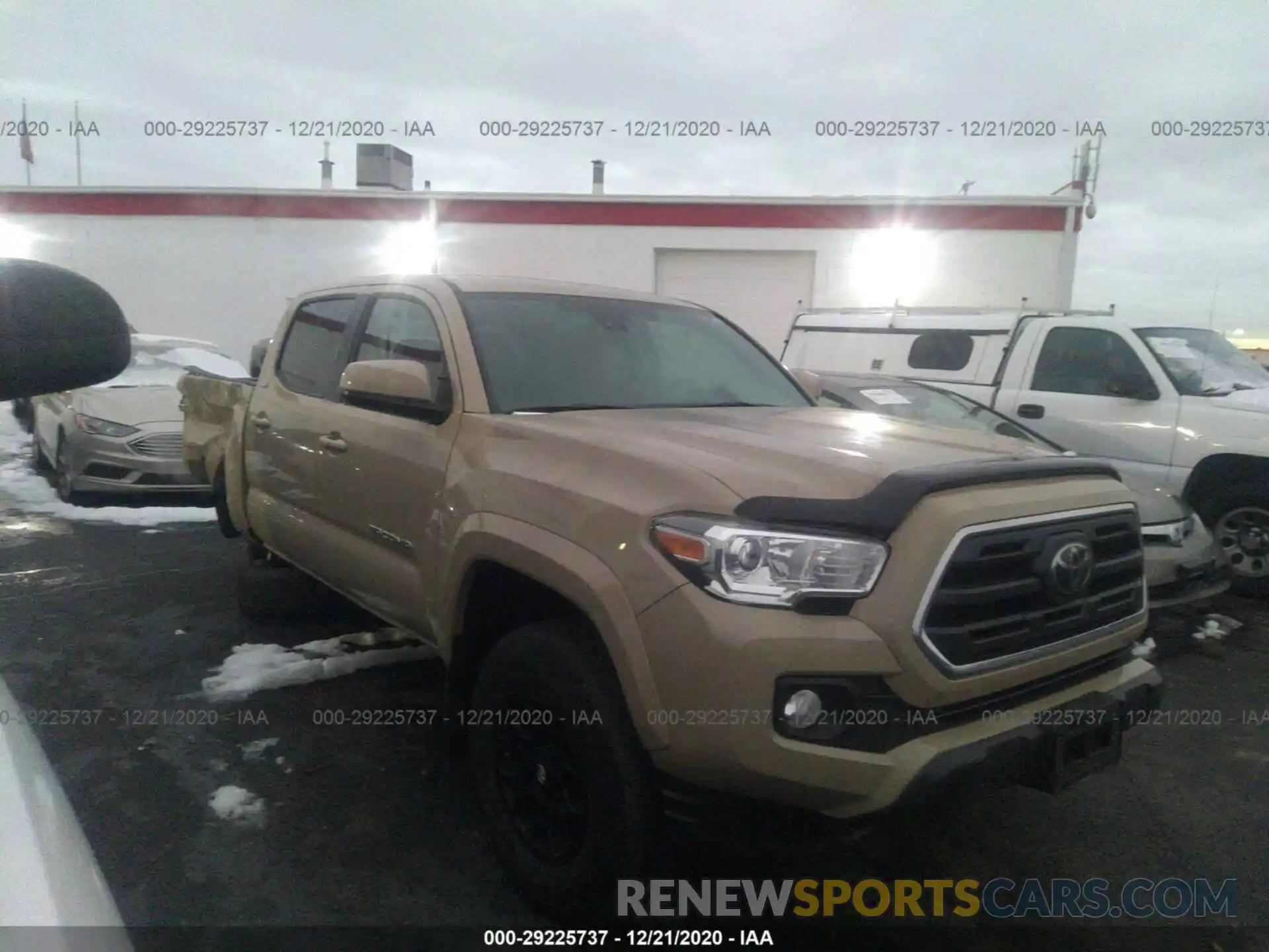 1 Photograph of a damaged car 3TMCZ5AN0KM192028 TOYOTA TACOMA 4WD 2019