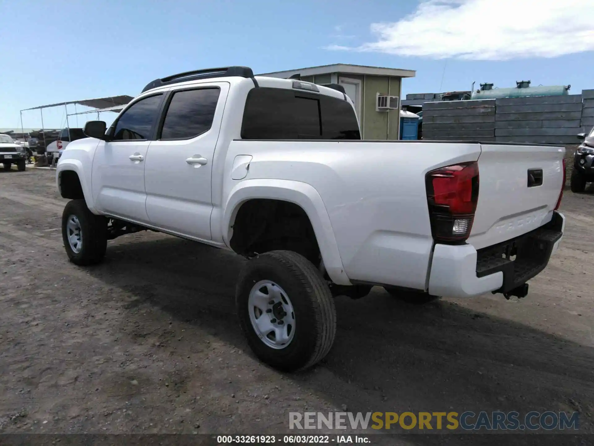 3 Photograph of a damaged car 3TMCZ5AN0KM196175 TOYOTA TACOMA 4WD 2019