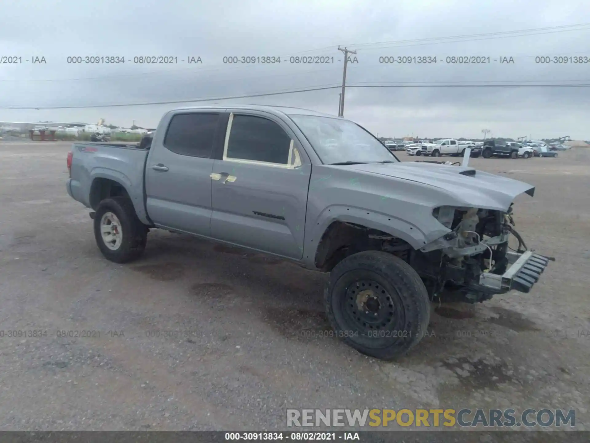 1 Photograph of a damaged car 3TMCZ5AN0KM204257 TOYOTA TACOMA 4WD 2019