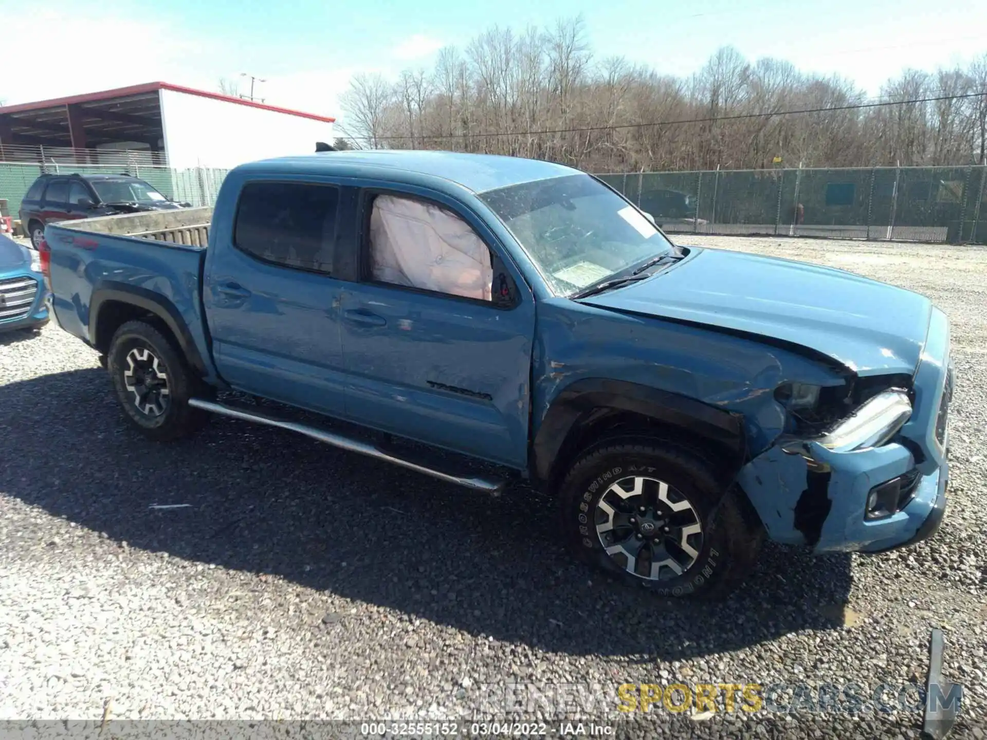 1 Photograph of a damaged car 3TMCZ5AN0KM210608 TOYOTA TACOMA 4WD 2019