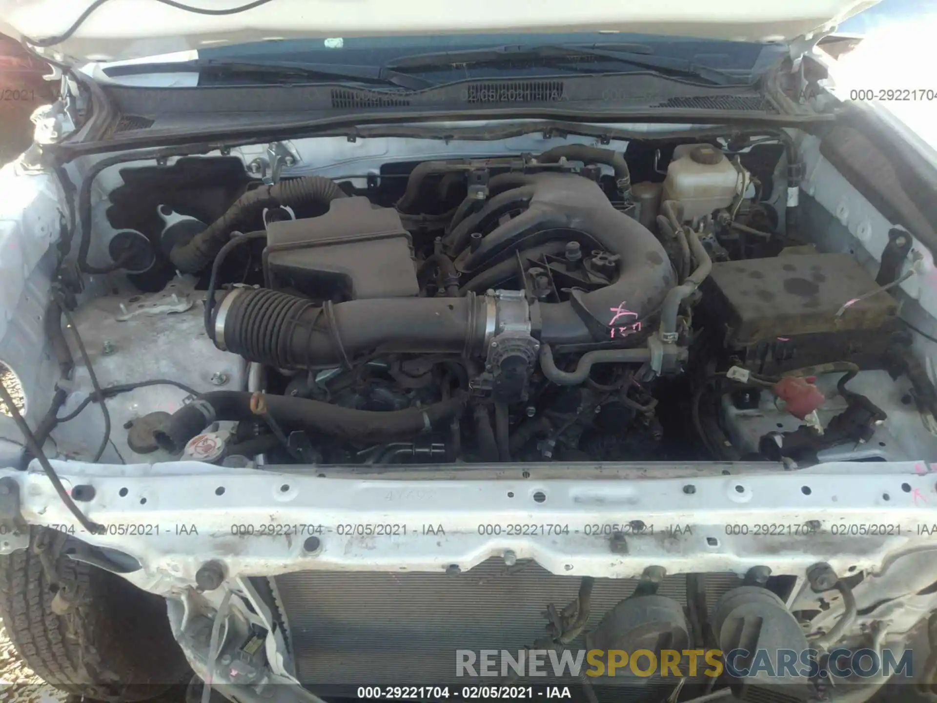 10 Photograph of a damaged car 3TMCZ5AN0KM232026 TOYOTA TACOMA 4WD 2019