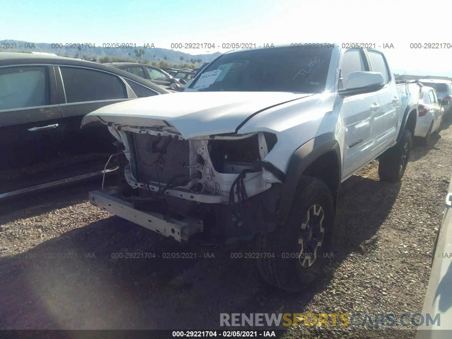 2 Photograph of a damaged car 3TMCZ5AN0KM232026 TOYOTA TACOMA 4WD 2019