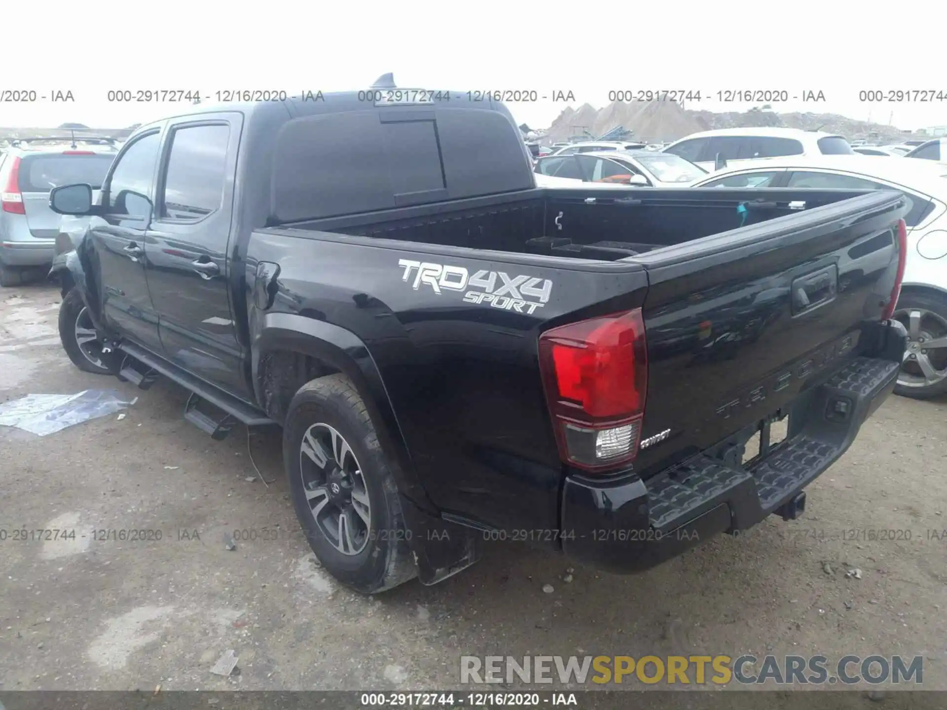 3 Photograph of a damaged car 3TMCZ5AN0KM239946 TOYOTA TACOMA 4WD 2019