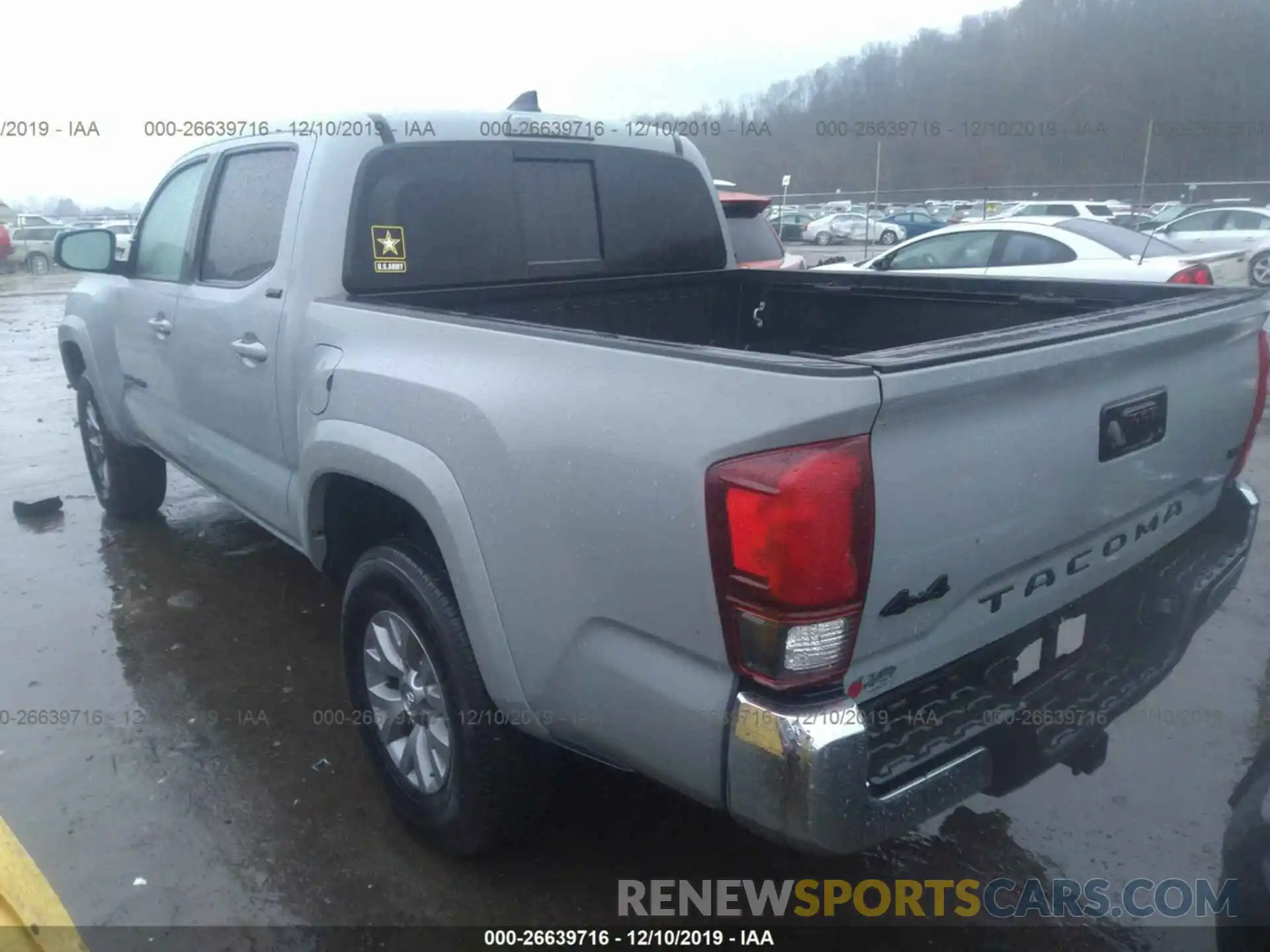 3 Photograph of a damaged car 3TMCZ5AN0KM248291 TOYOTA TACOMA 4WD 2019