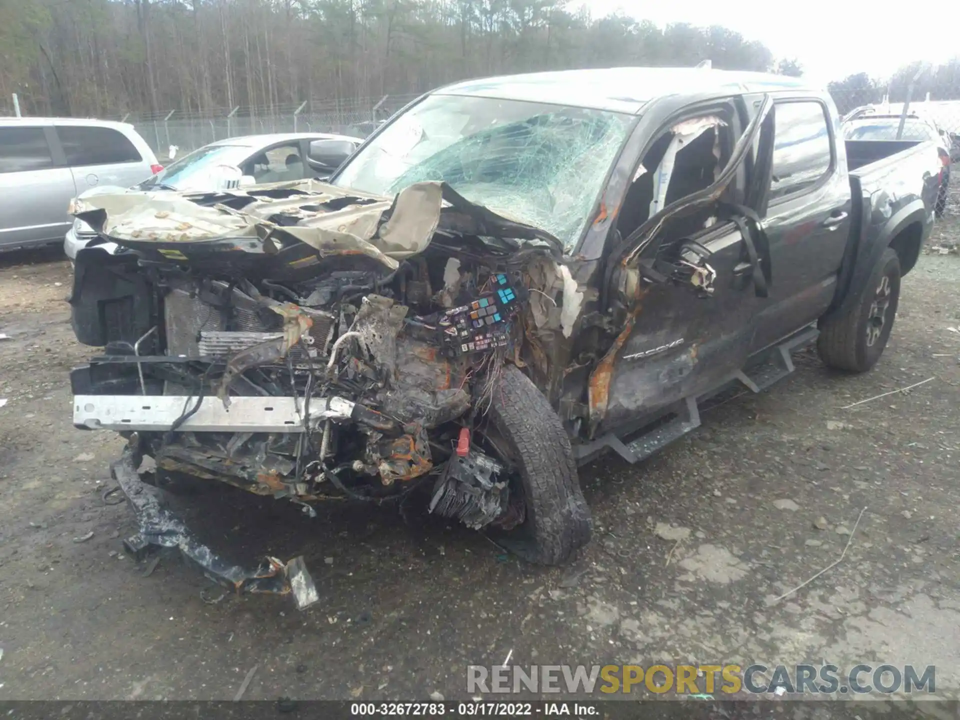 2 Photograph of a damaged car 3TMCZ5AN0KM256357 TOYOTA TACOMA 4WD 2019