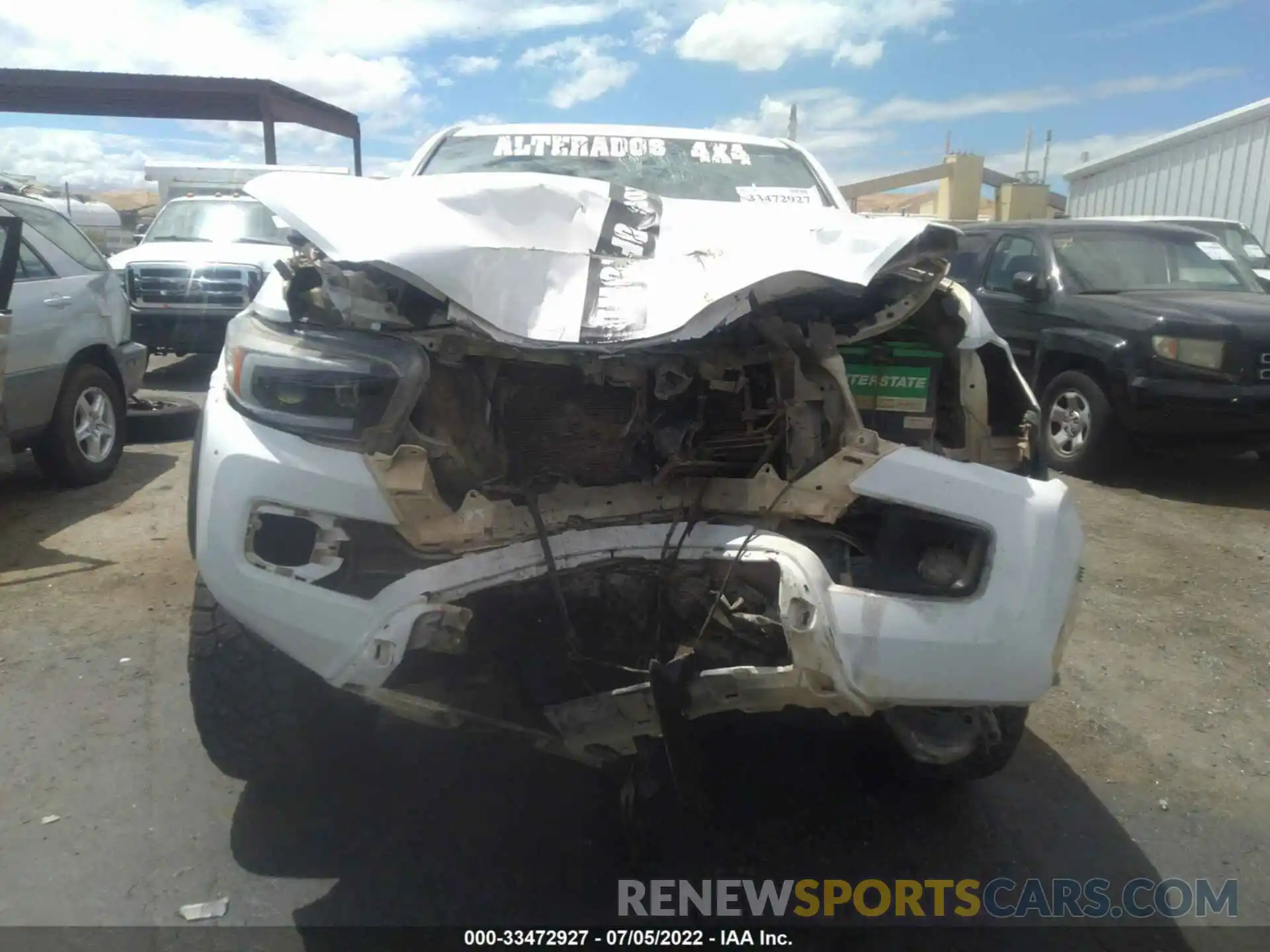 6 Photograph of a damaged car 3TMCZ5AN0KM256553 TOYOTA TACOMA 4WD 2019