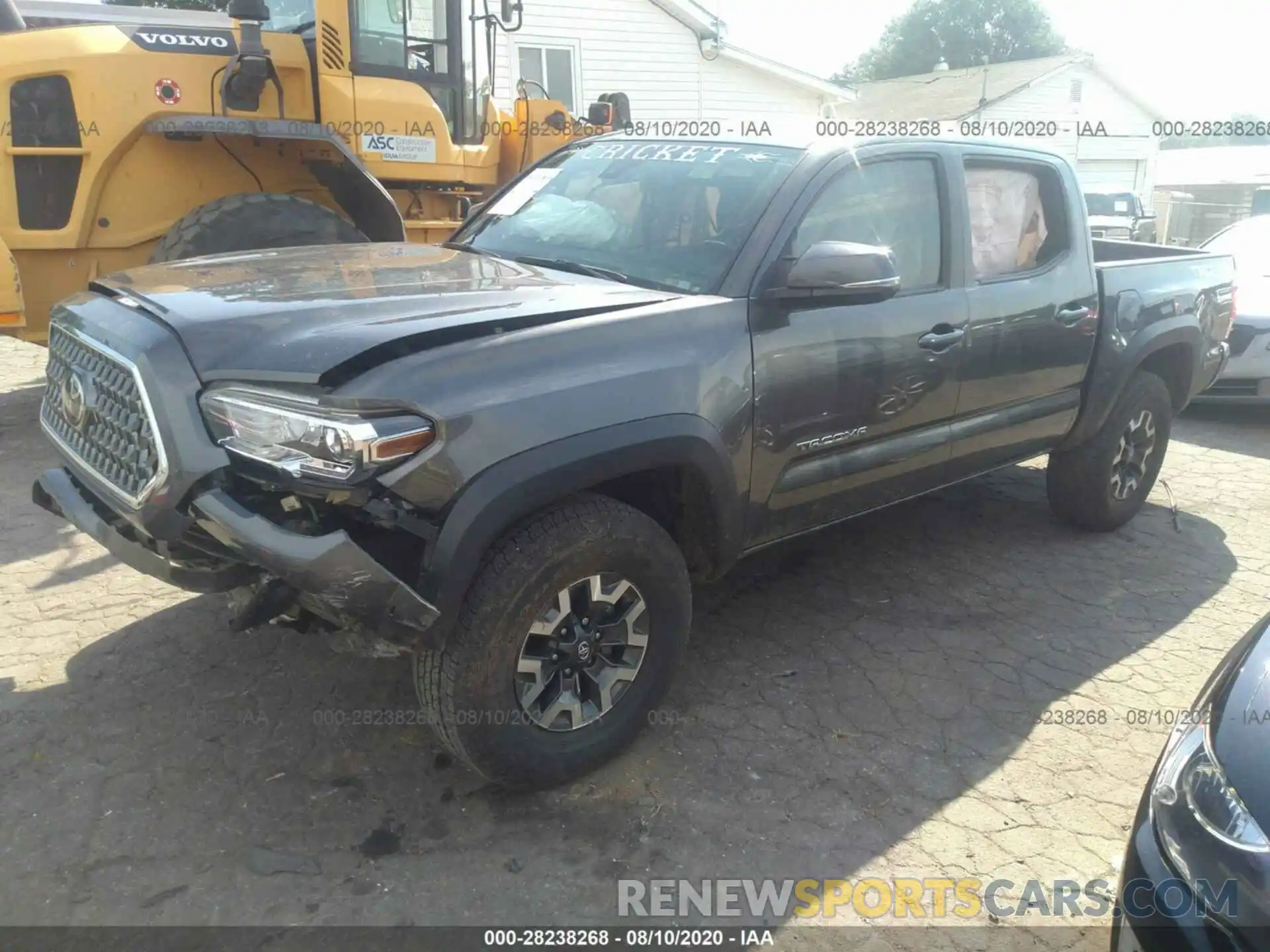 2 Photograph of a damaged car 3TMCZ5AN0KM256990 TOYOTA TACOMA 4WD 2019