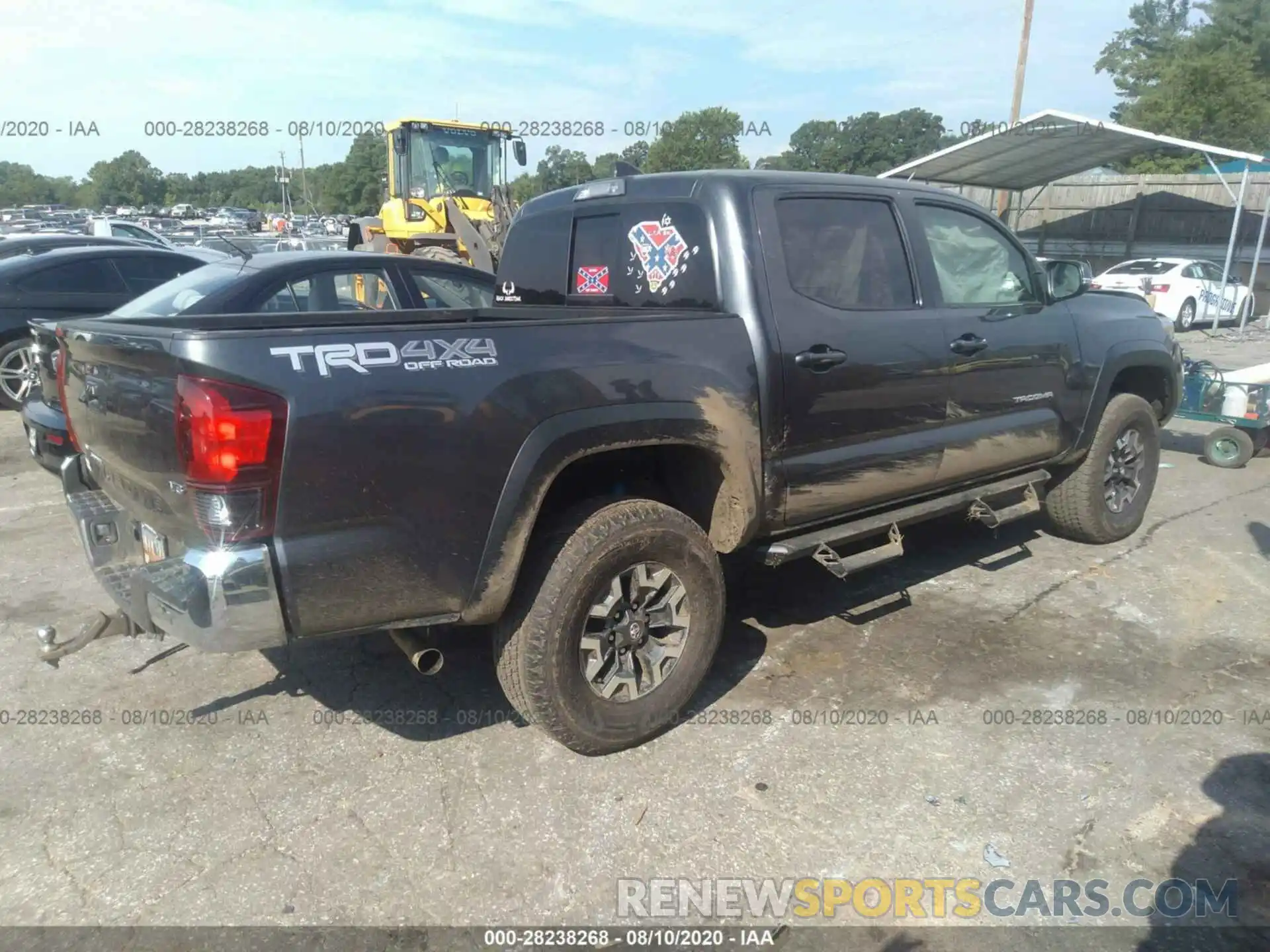 4 Photograph of a damaged car 3TMCZ5AN0KM256990 TOYOTA TACOMA 4WD 2019