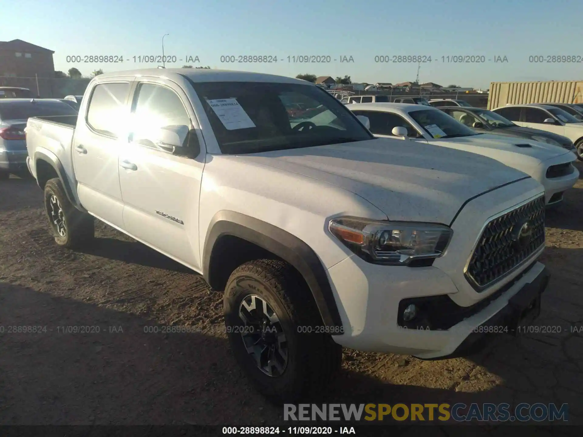 1 Photograph of a damaged car 3TMCZ5AN0KM258416 TOYOTA TACOMA 4WD 2019