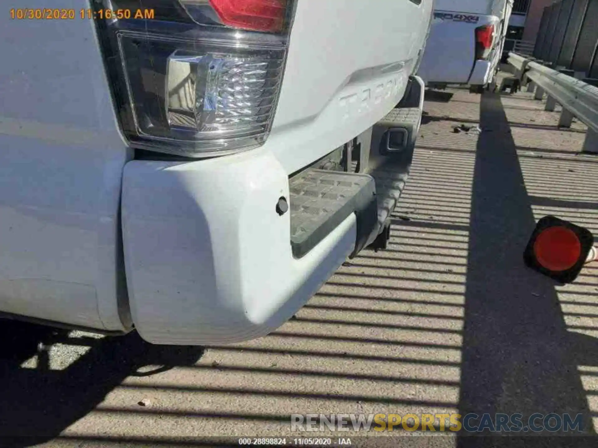 14 Photograph of a damaged car 3TMCZ5AN0KM258416 TOYOTA TACOMA 4WD 2019