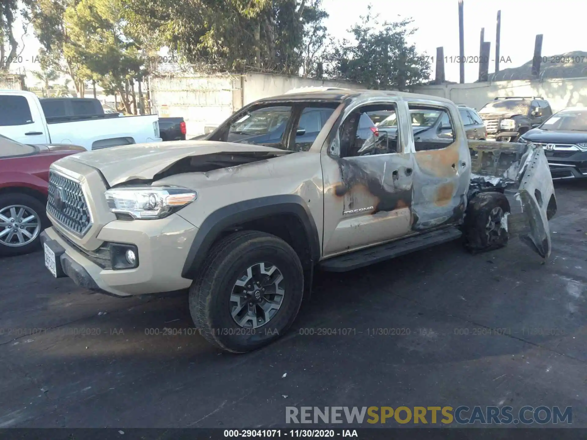 2 Photograph of a damaged car 3TMCZ5AN0KM267326 TOYOTA TACOMA 4WD 2019