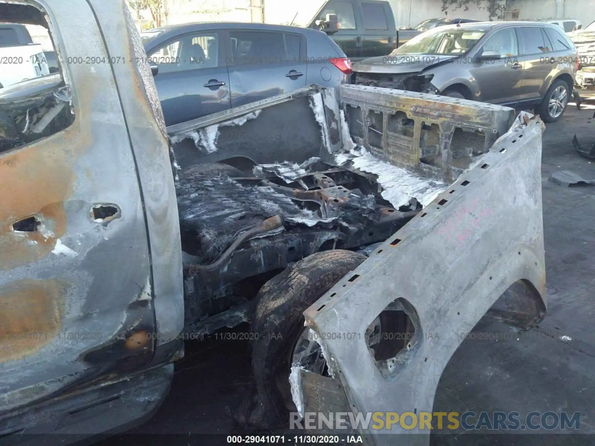 6 Photograph of a damaged car 3TMCZ5AN0KM267326 TOYOTA TACOMA 4WD 2019