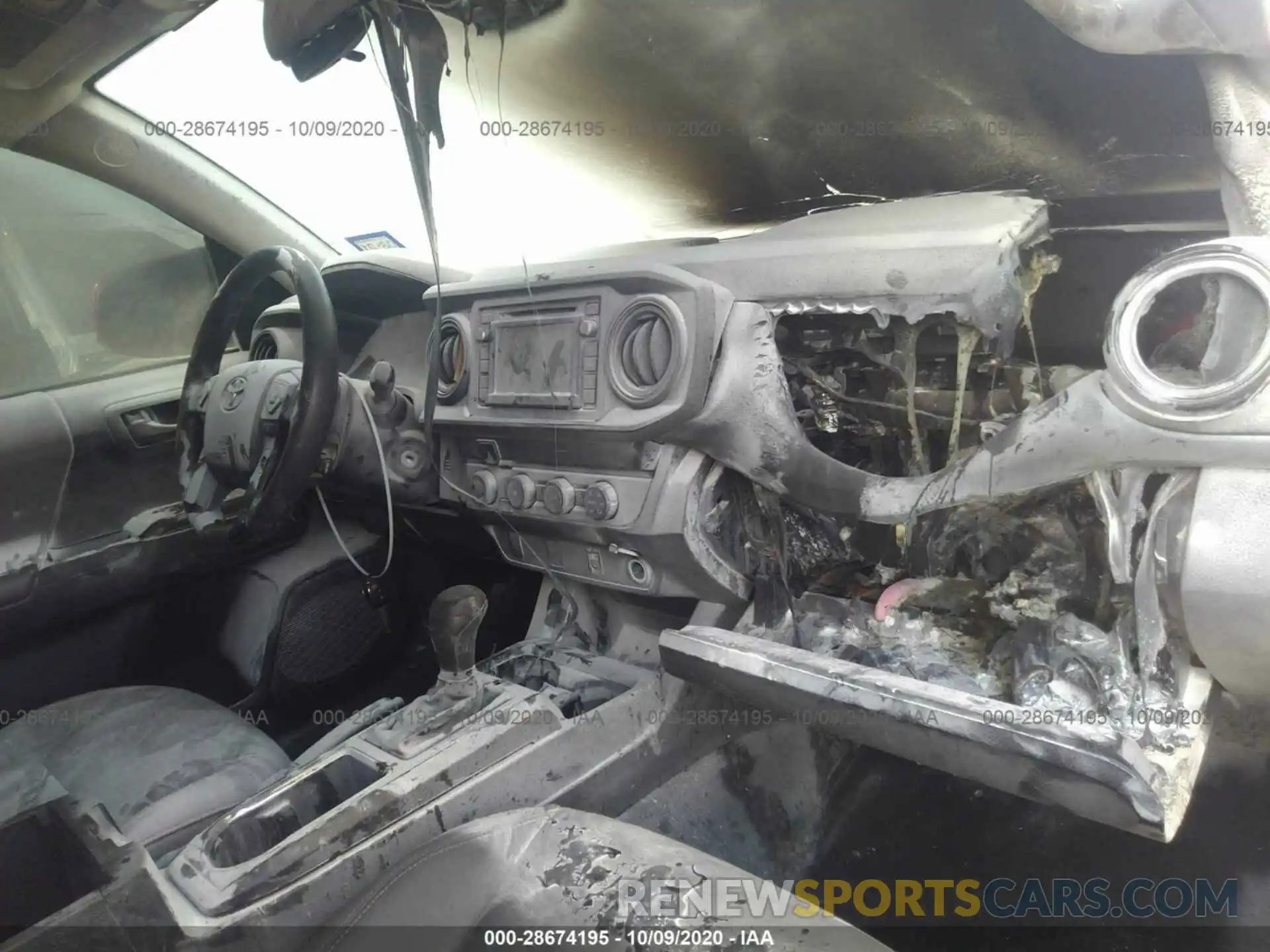 6 Photograph of a damaged car 3TMCZ5AN0KM267973 TOYOTA TACOMA 4WD 2019