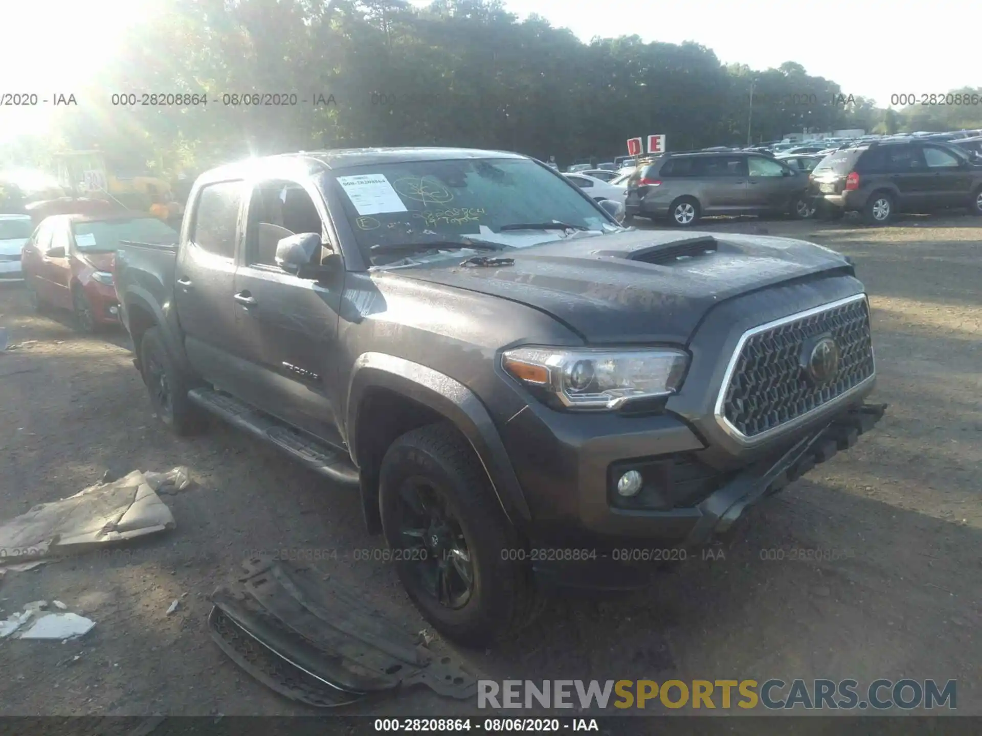 1 Фотография поврежденного автомобиля 3TMCZ5AN0KM276589 TOYOTA TACOMA 4WD 2019