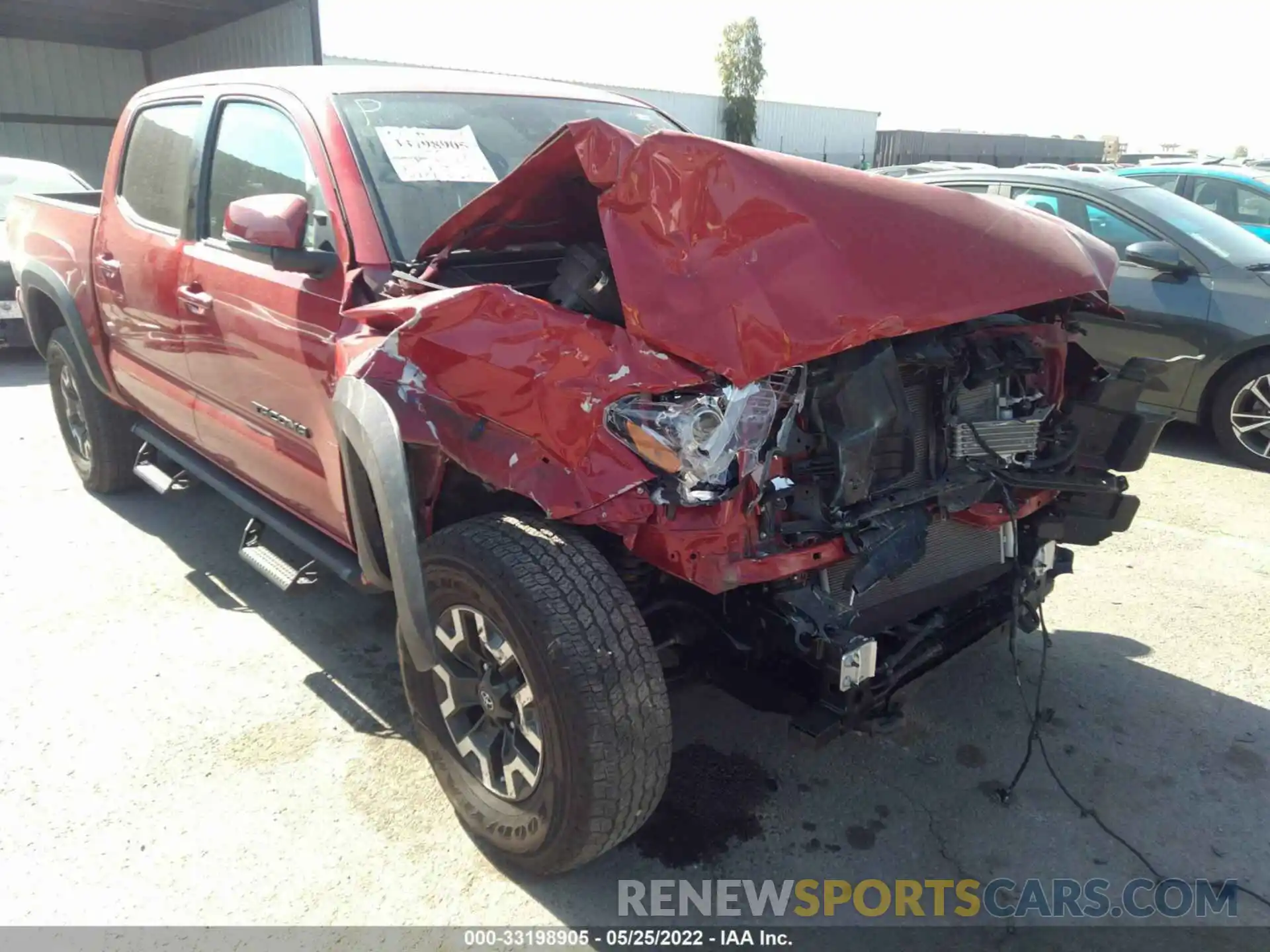 6 Photograph of a damaged car 3TMCZ5AN0KM284627 TOYOTA TACOMA 4WD 2019