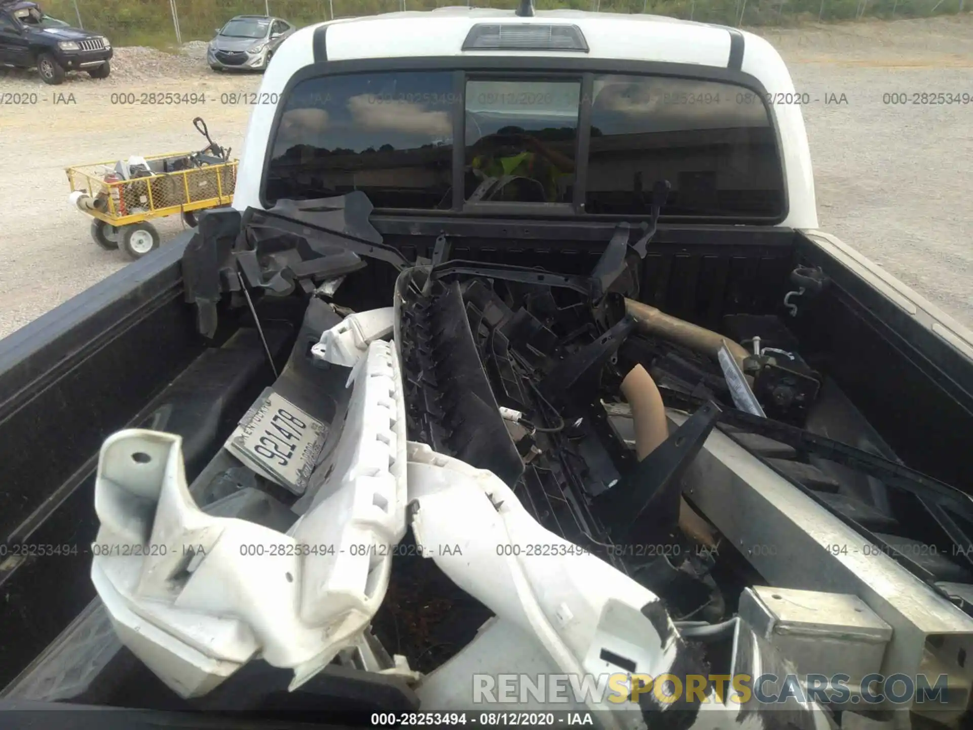 12 Photograph of a damaged car 3TMCZ5AN0KM286488 TOYOTA TACOMA 4WD 2019