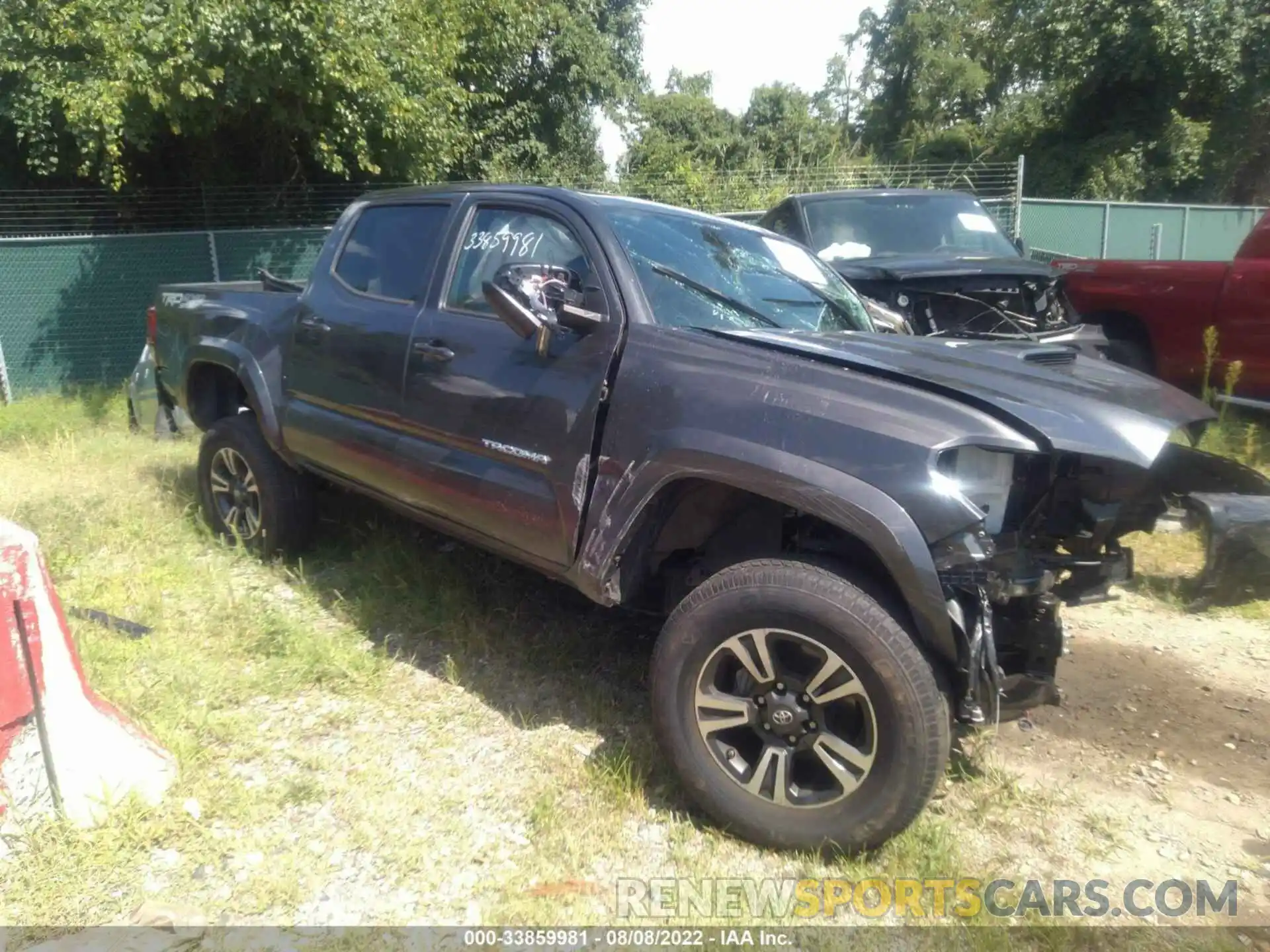 1 Photograph of a damaged car 3TMCZ5AN0KM287267 TOYOTA TACOMA 4WD 2019