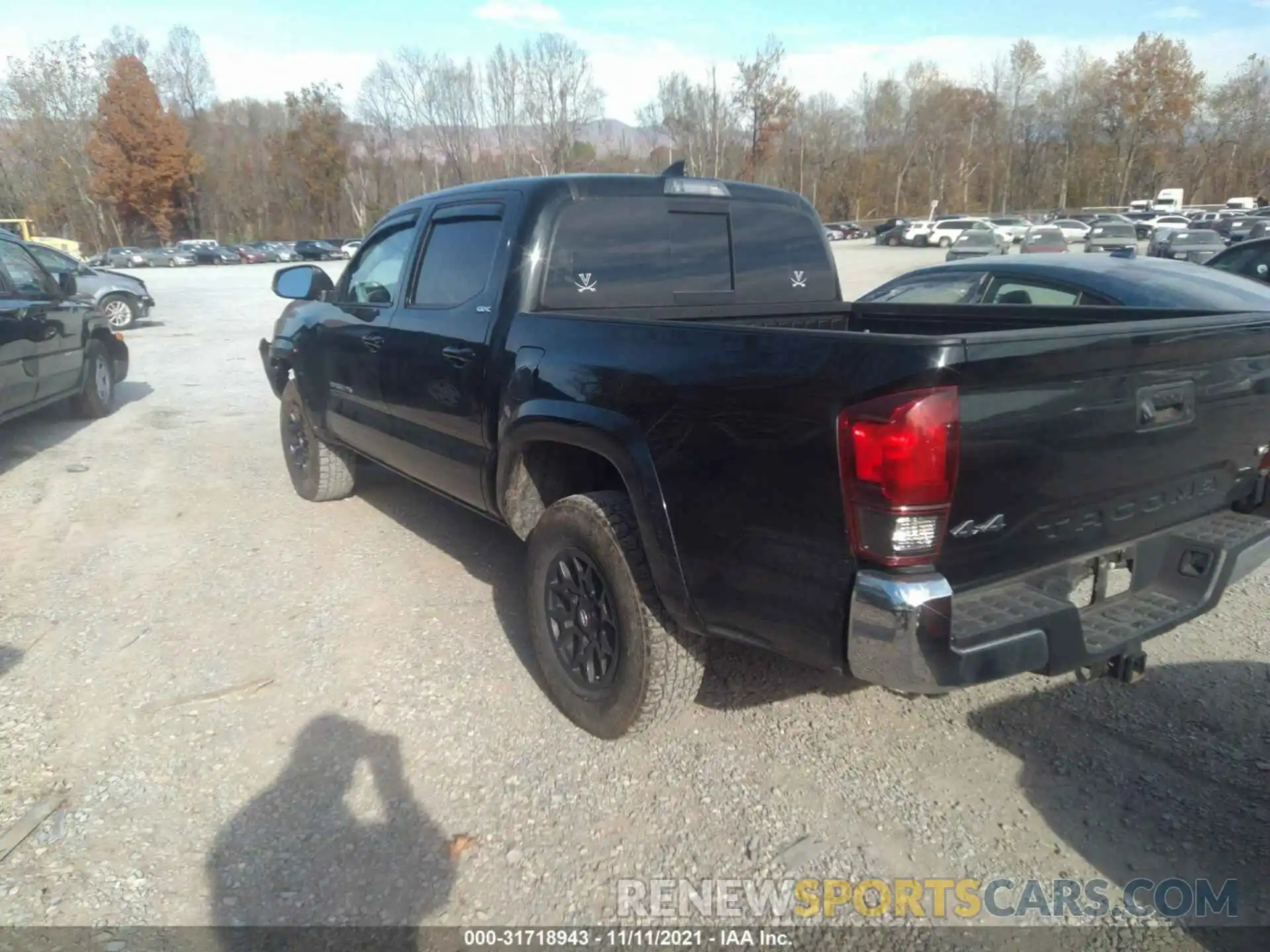 3 Photograph of a damaged car 3TMCZ5AN1KM190031 TOYOTA TACOMA 4WD 2019