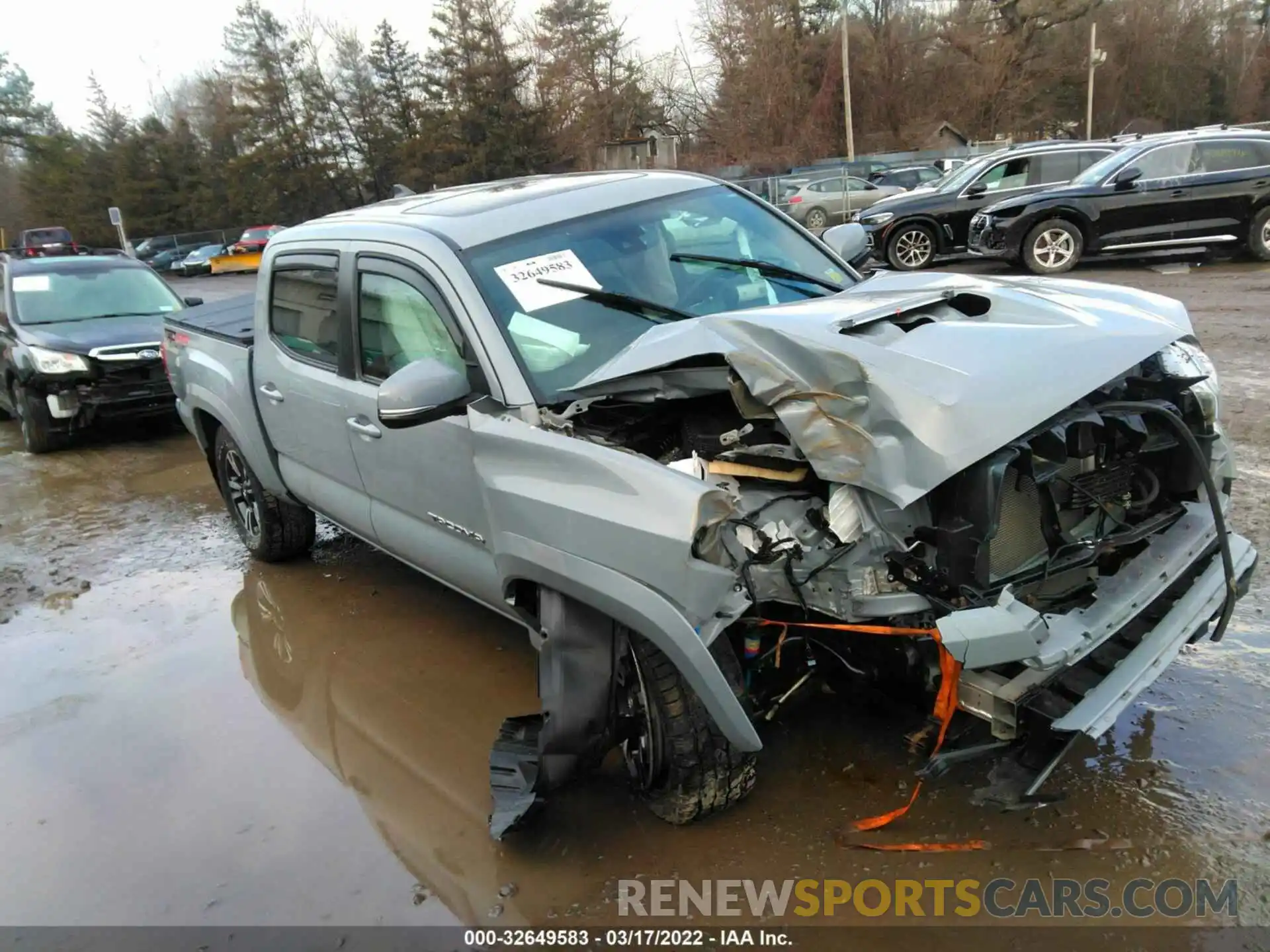 1 Photograph of a damaged car 3TMCZ5AN1KM193351 TOYOTA TACOMA 4WD 2019