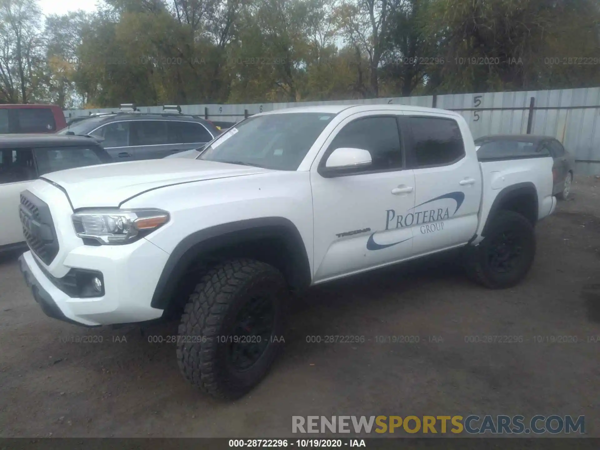 2 Фотография поврежденного автомобиля 3TMCZ5AN1KM198212 TOYOTA TACOMA 4WD 2019