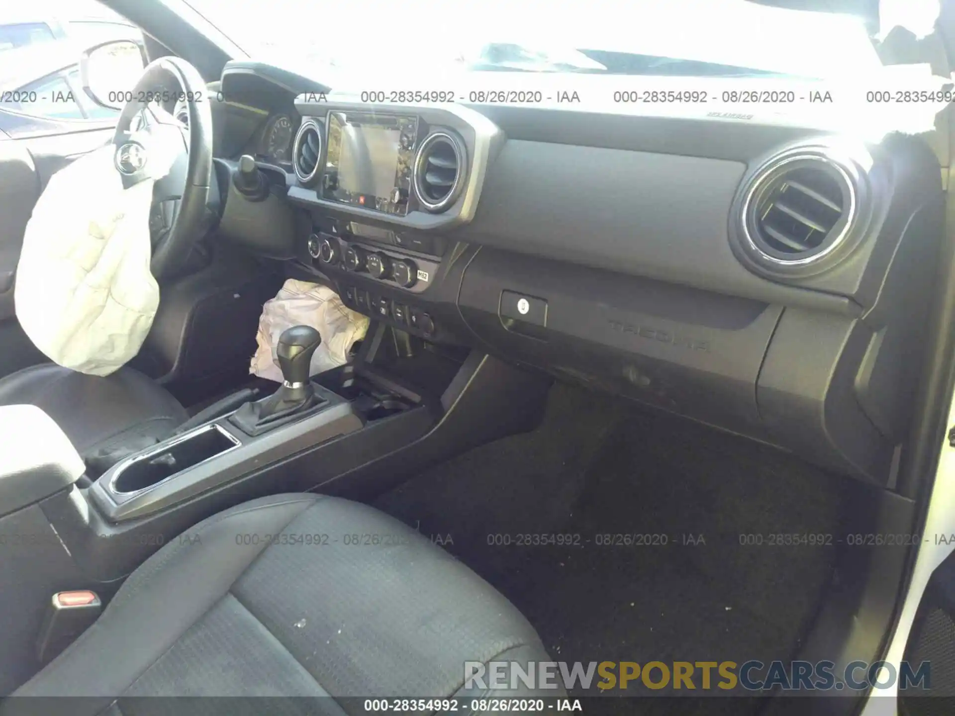 5 Photograph of a damaged car 3TMCZ5AN1KM201299 TOYOTA TACOMA 4WD 2019