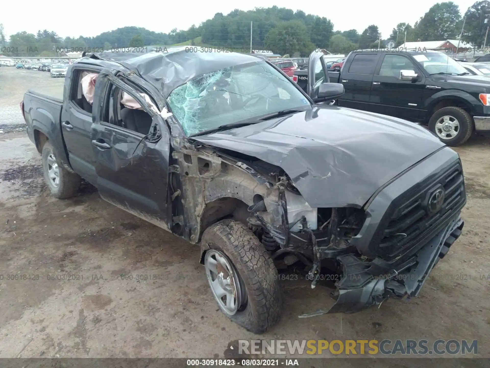 1 Photograph of a damaged car 3TMCZ5AN1KM209662 TOYOTA TACOMA 4WD 2019