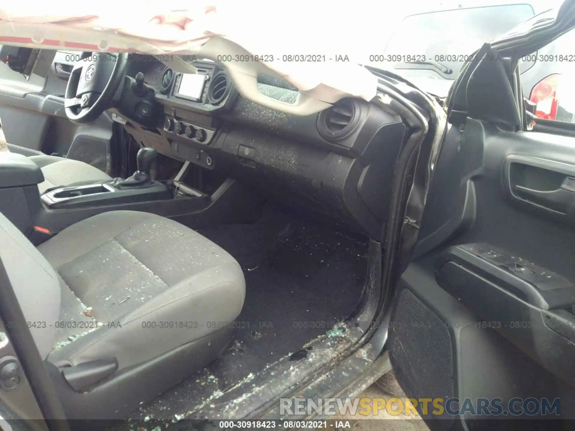 5 Photograph of a damaged car 3TMCZ5AN1KM209662 TOYOTA TACOMA 4WD 2019