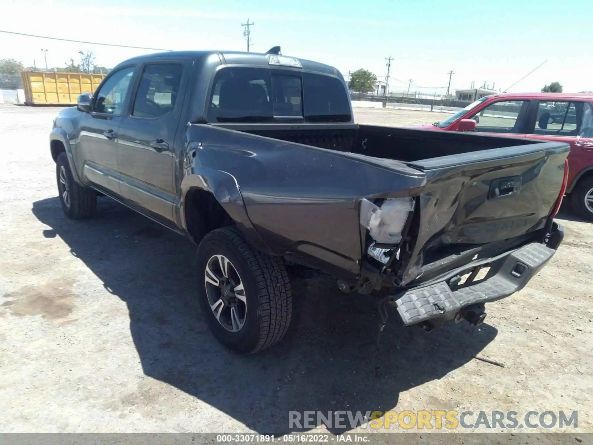 3 Photograph of a damaged car 3TMCZ5AN1KM216773 TOYOTA TACOMA 4WD 2019