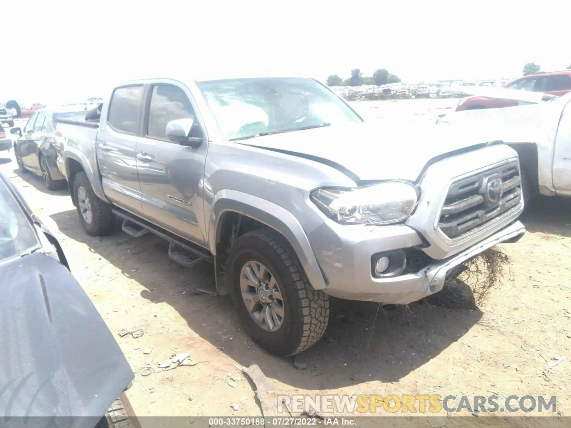 1 Фотография поврежденного автомобиля 3TMCZ5AN1KM220676 TOYOTA TACOMA 4WD 2019