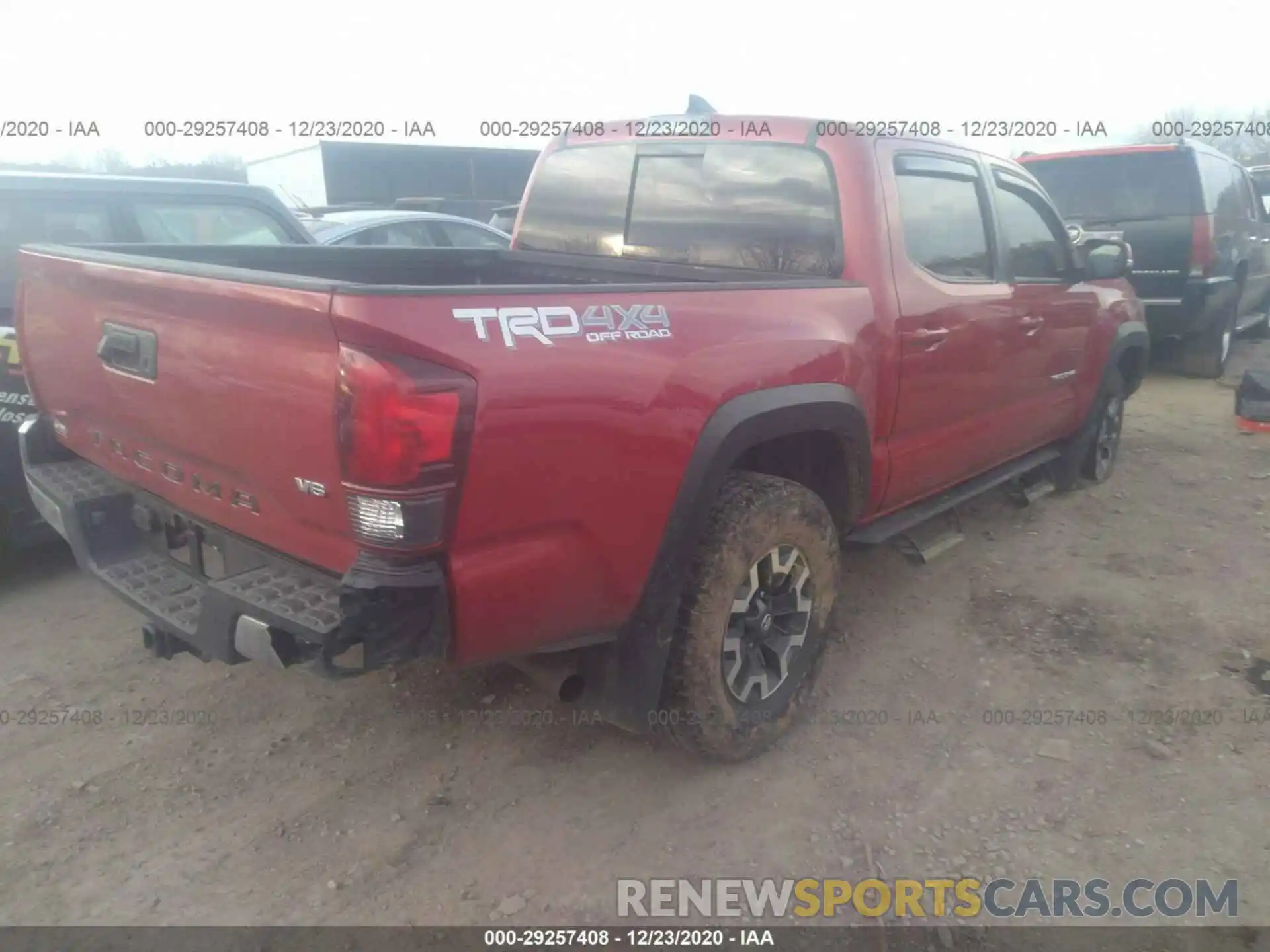 4 Photograph of a damaged car 3TMCZ5AN1KM222329 TOYOTA TACOMA 4WD 2019