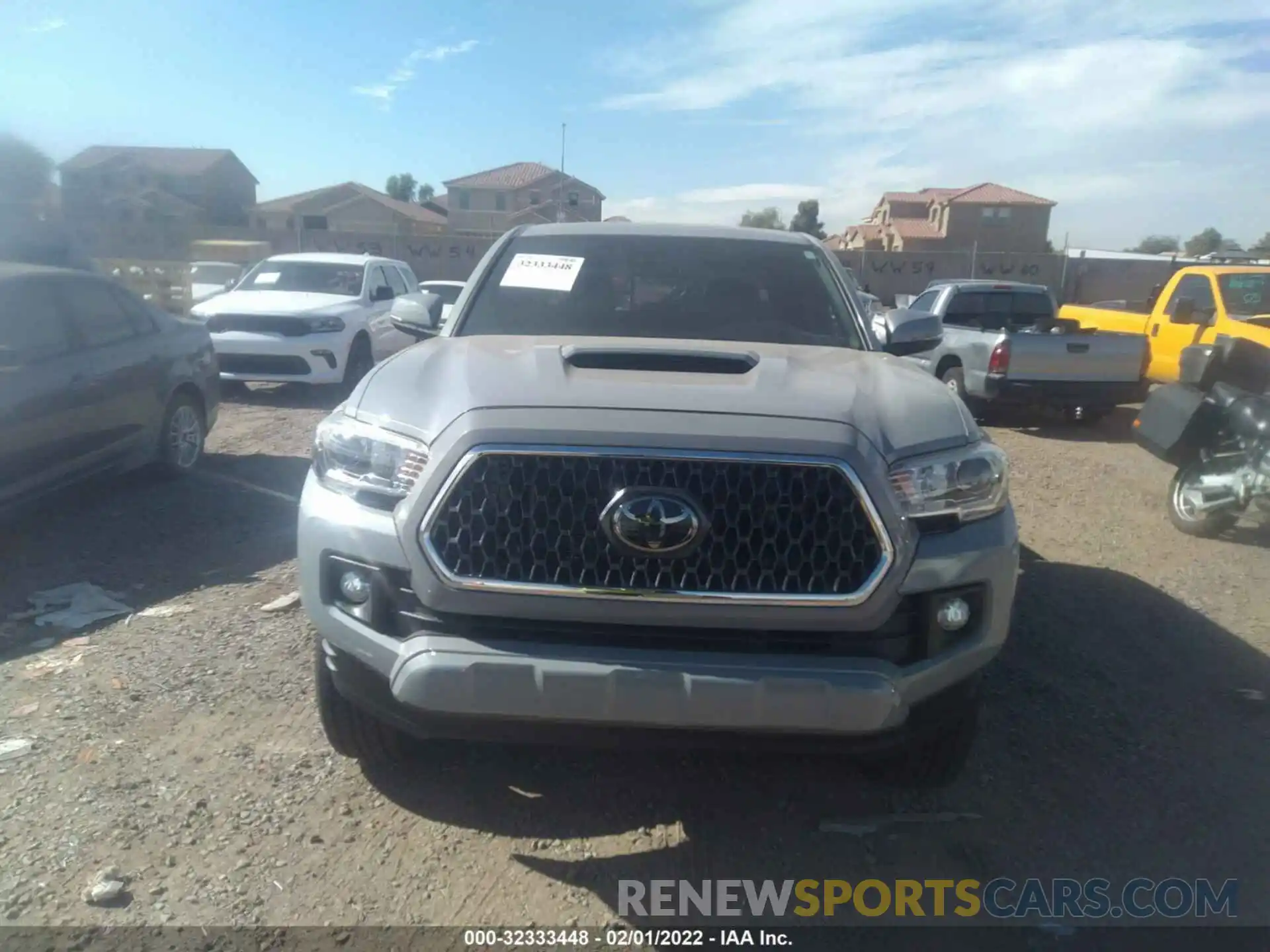 6 Photograph of a damaged car 3TMCZ5AN1KM236277 TOYOTA TACOMA 4WD 2019