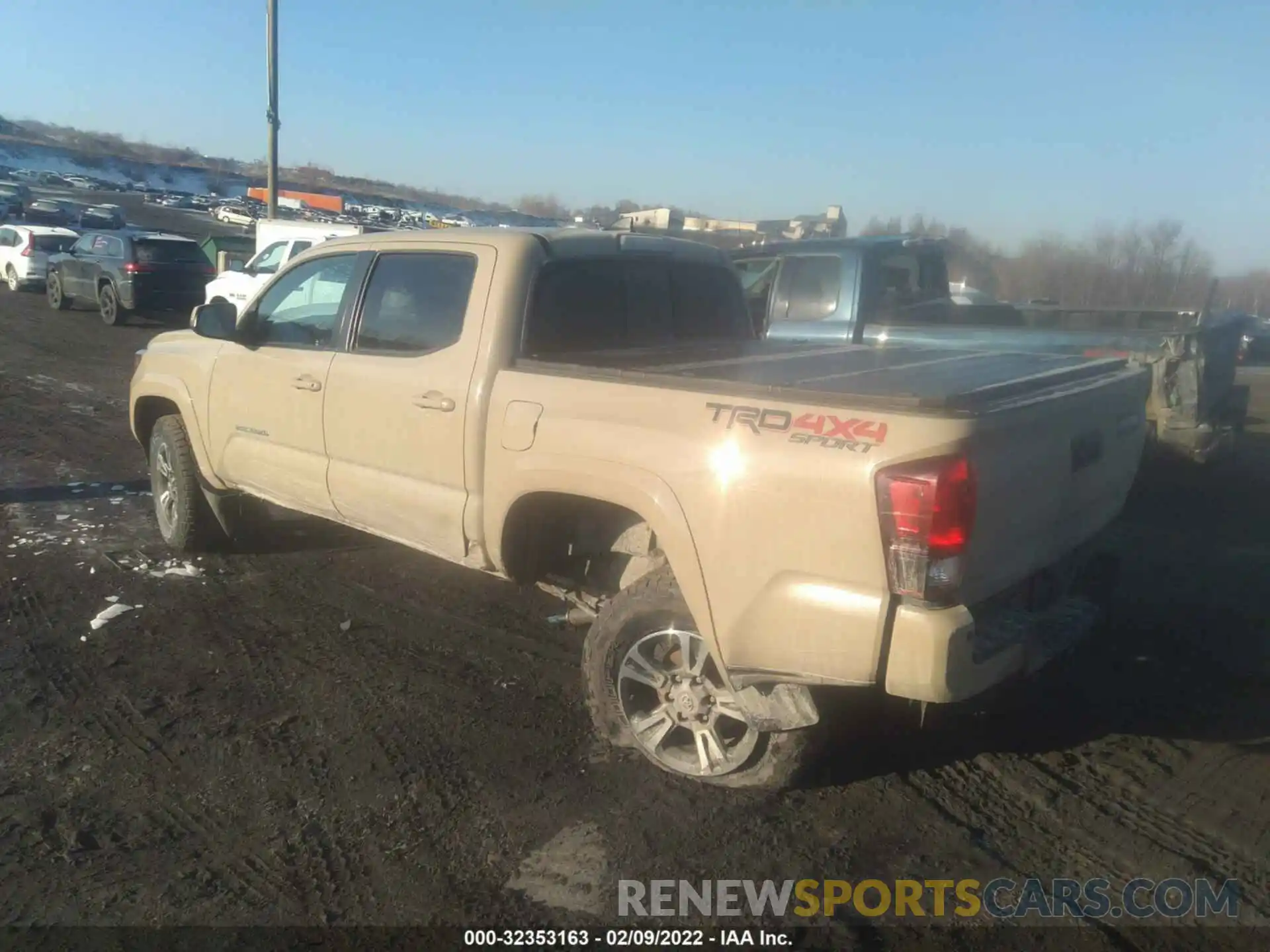 3 Photograph of a damaged car 3TMCZ5AN1KM249014 TOYOTA TACOMA 4WD 2019