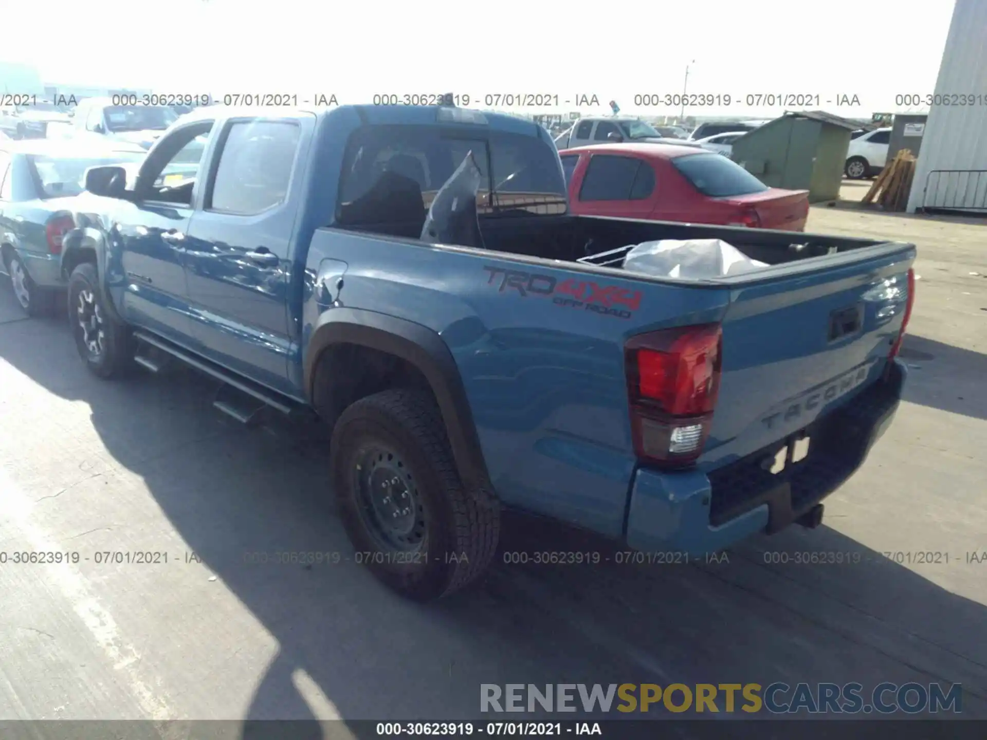 3 Photograph of a damaged car 3TMCZ5AN1KM251572 TOYOTA TACOMA 4WD 2019