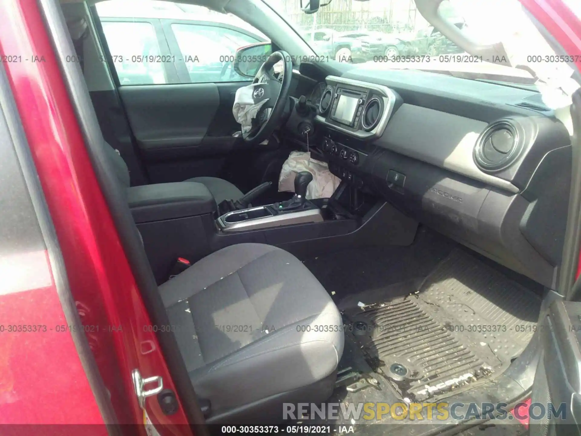 5 Photograph of a damaged car 3TMCZ5AN1KM251829 TOYOTA TACOMA 4WD 2019