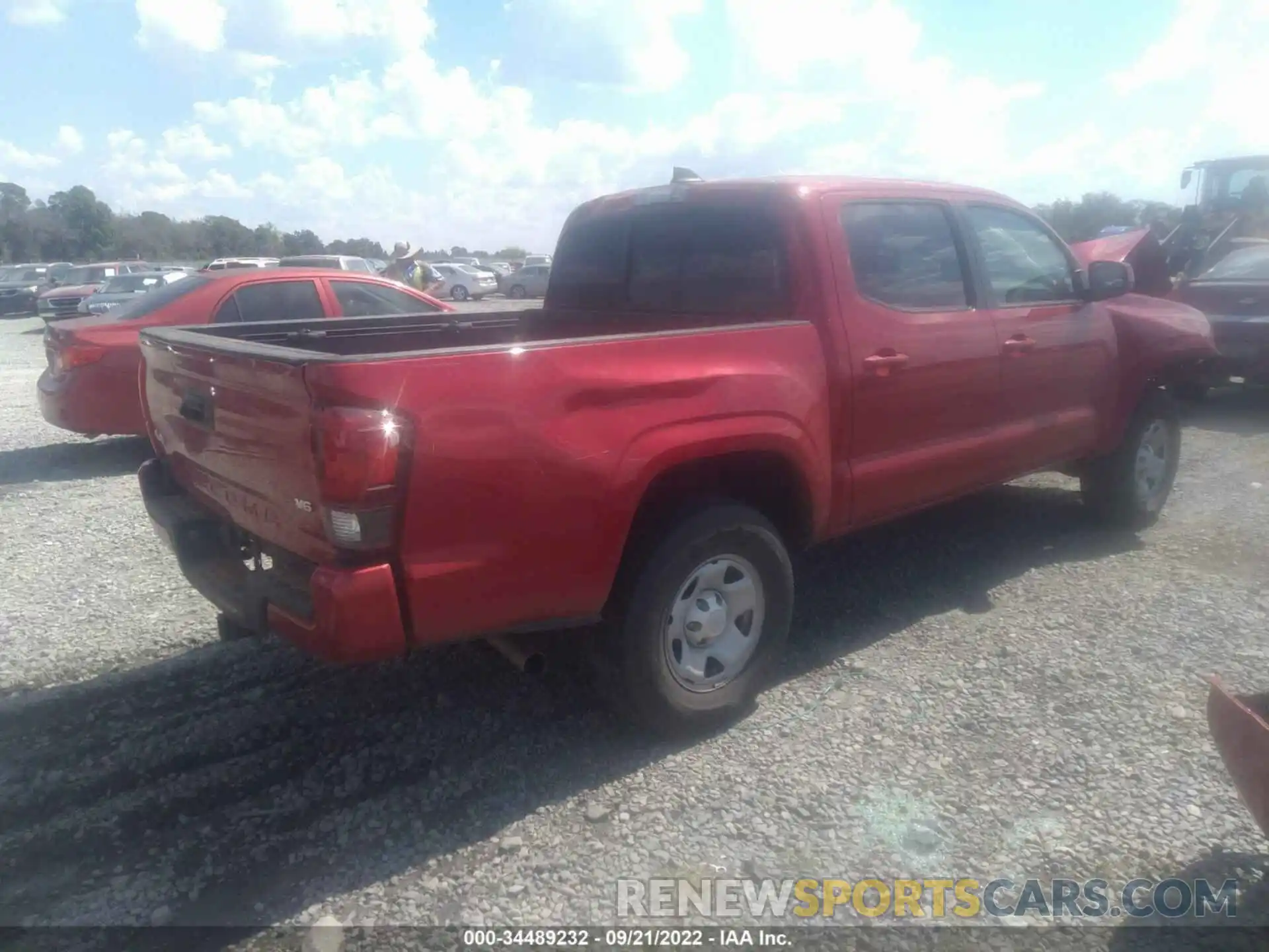 4 Photograph of a damaged car 3TMCZ5AN1KM255797 TOYOTA TACOMA 4WD 2019